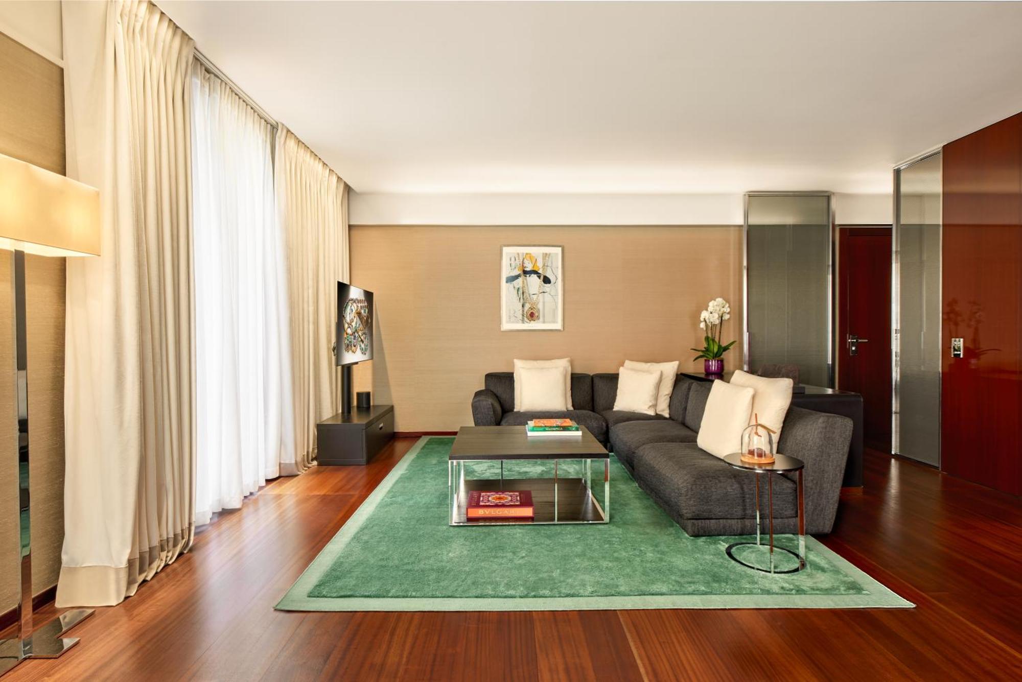 Hotel Bvlgari 5*