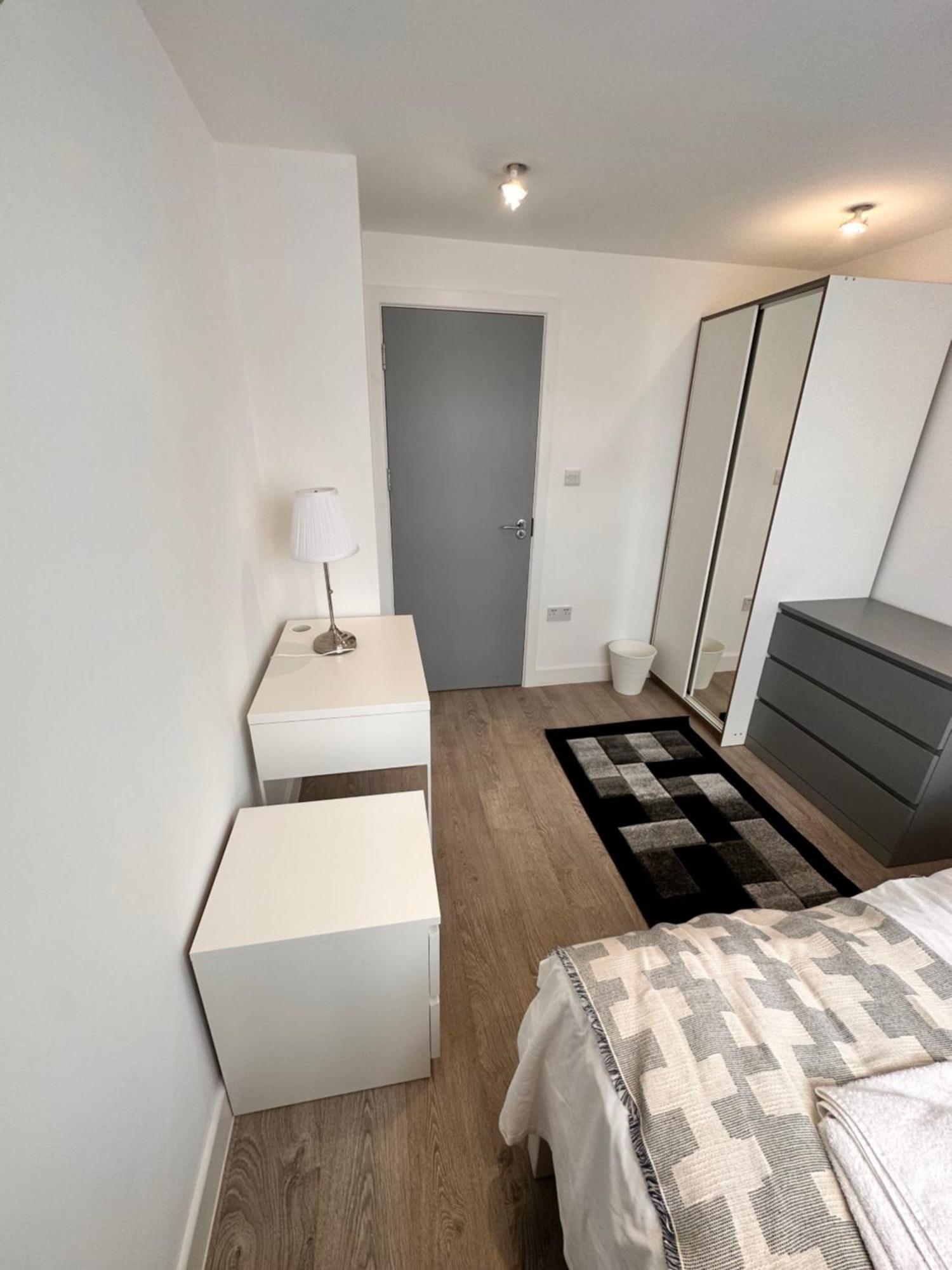 Double And Single In Bromley By Bow Londres