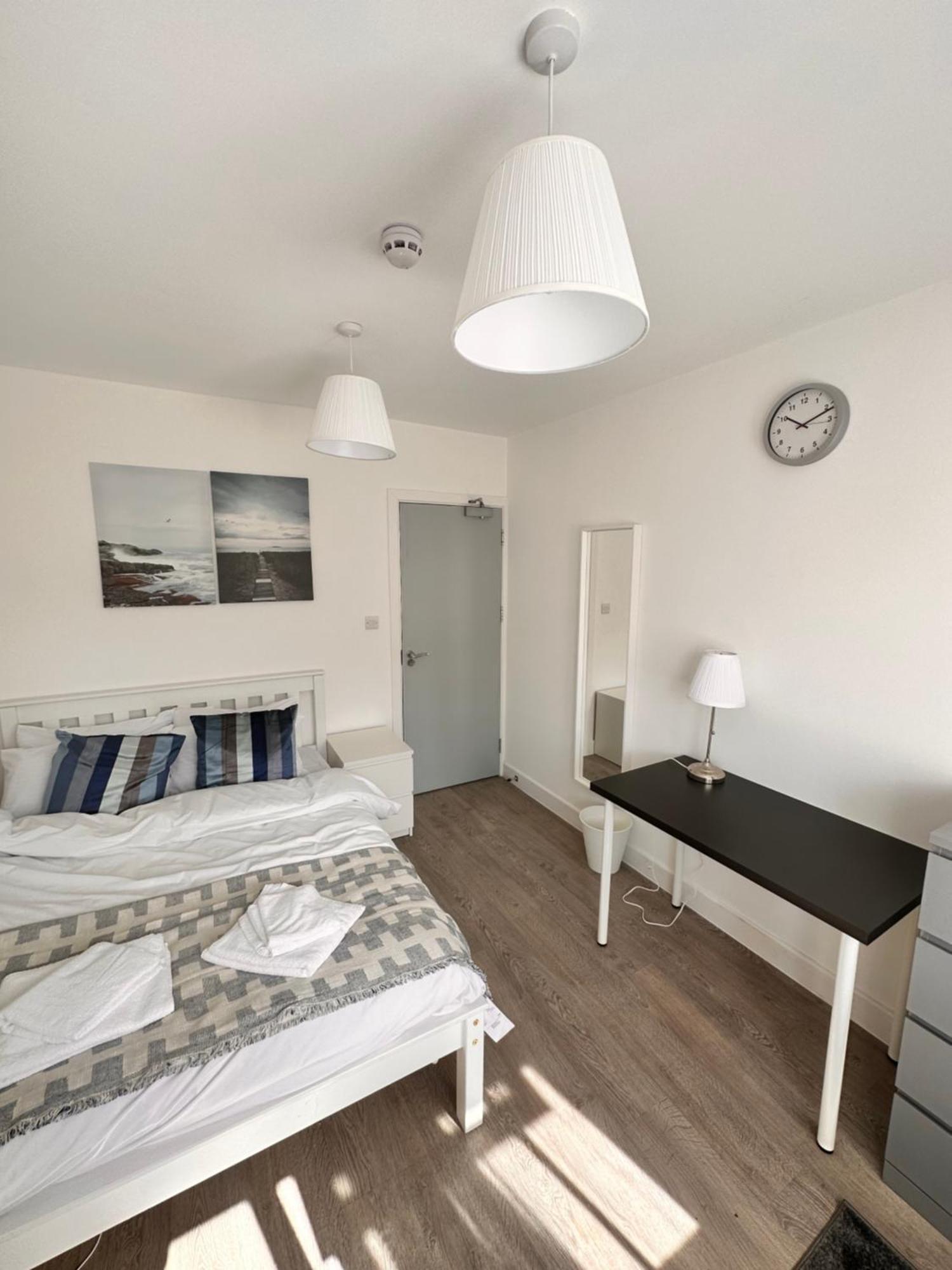 Pensión Double And Single In Bromley By Bow Londres