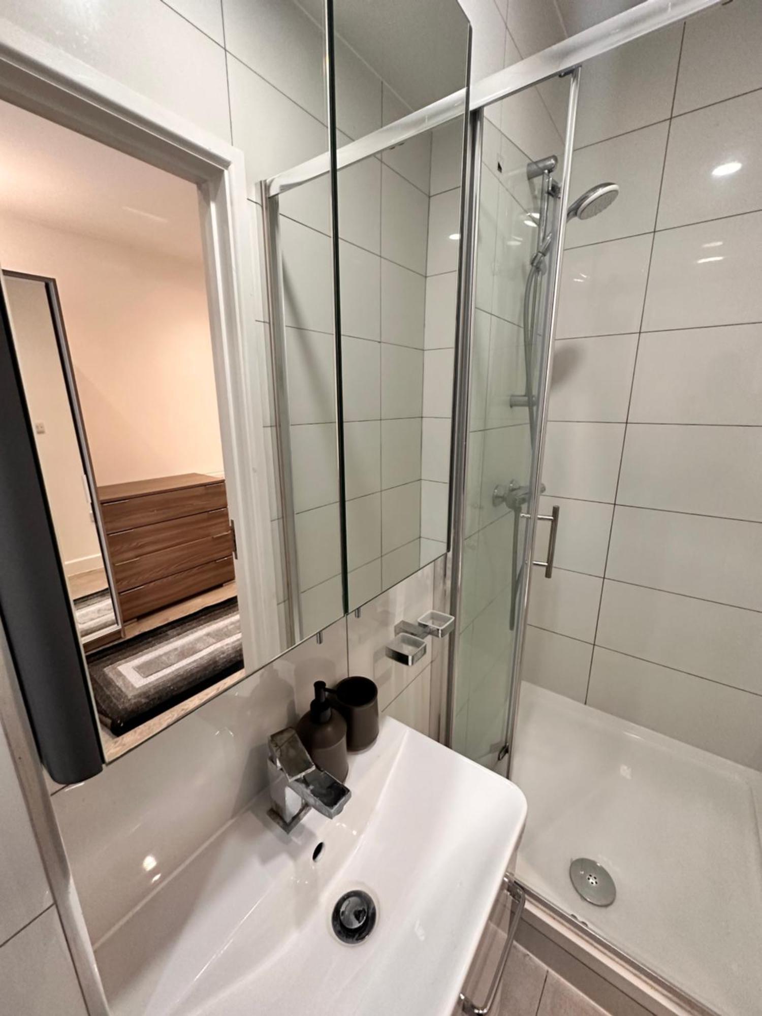 Double And Single In Bromley By Bow Pensión Londres