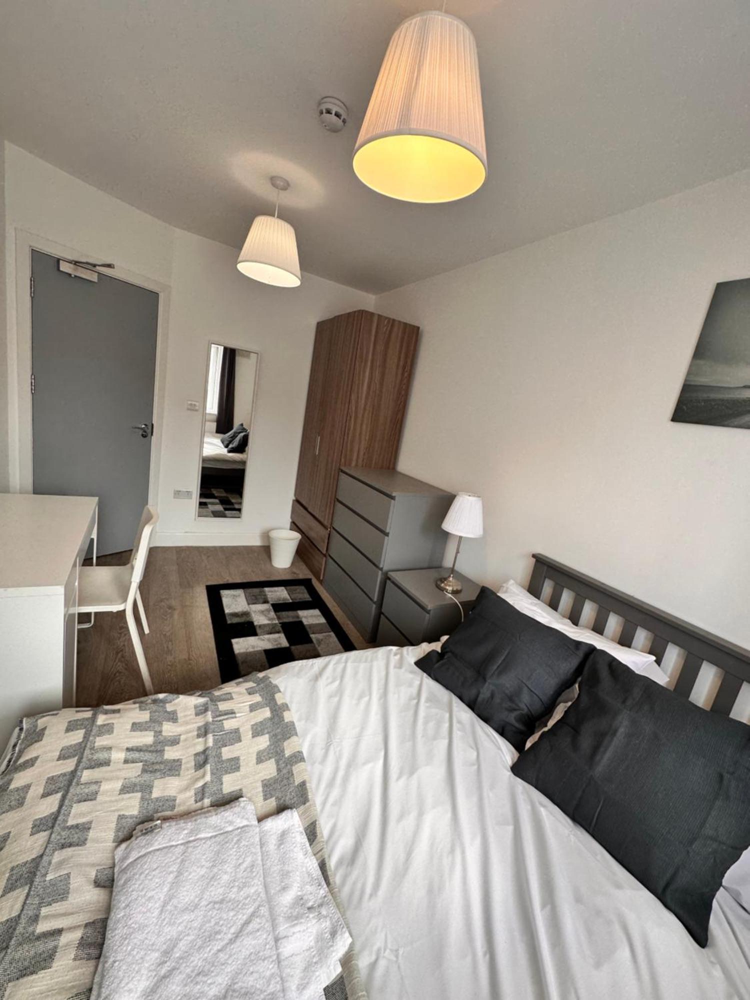 Double And Single In Bromley By Bow