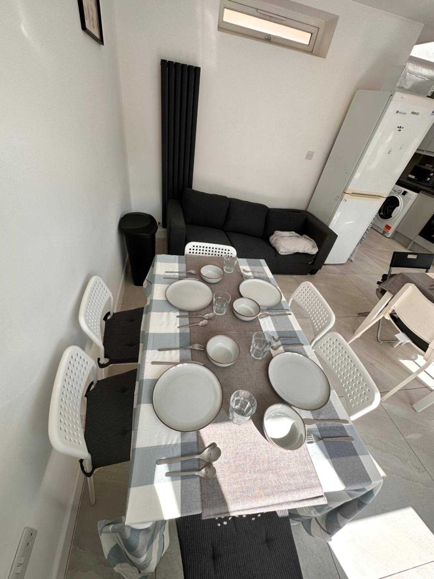 Double And Single In Bromley By Bow Pensión Londres