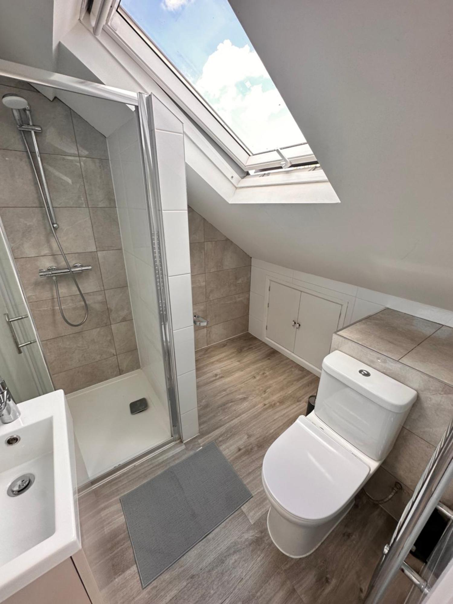 Double And Single In Bromley By Bow Londres