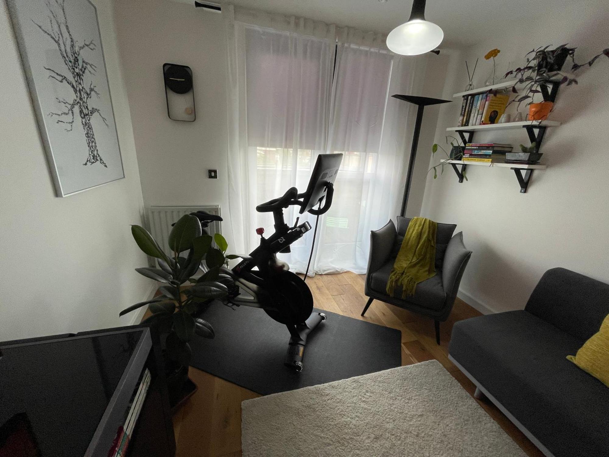 Peloton Organic Health In Angel, Old Street, Islington Apartment *