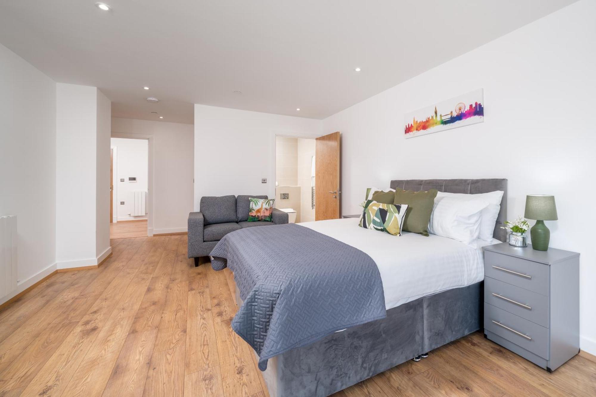 Skyvillion - River Thames Floor By Woolwich Ferry, Mins To Excel, O2 Arena , Airport With Parking Apartment *