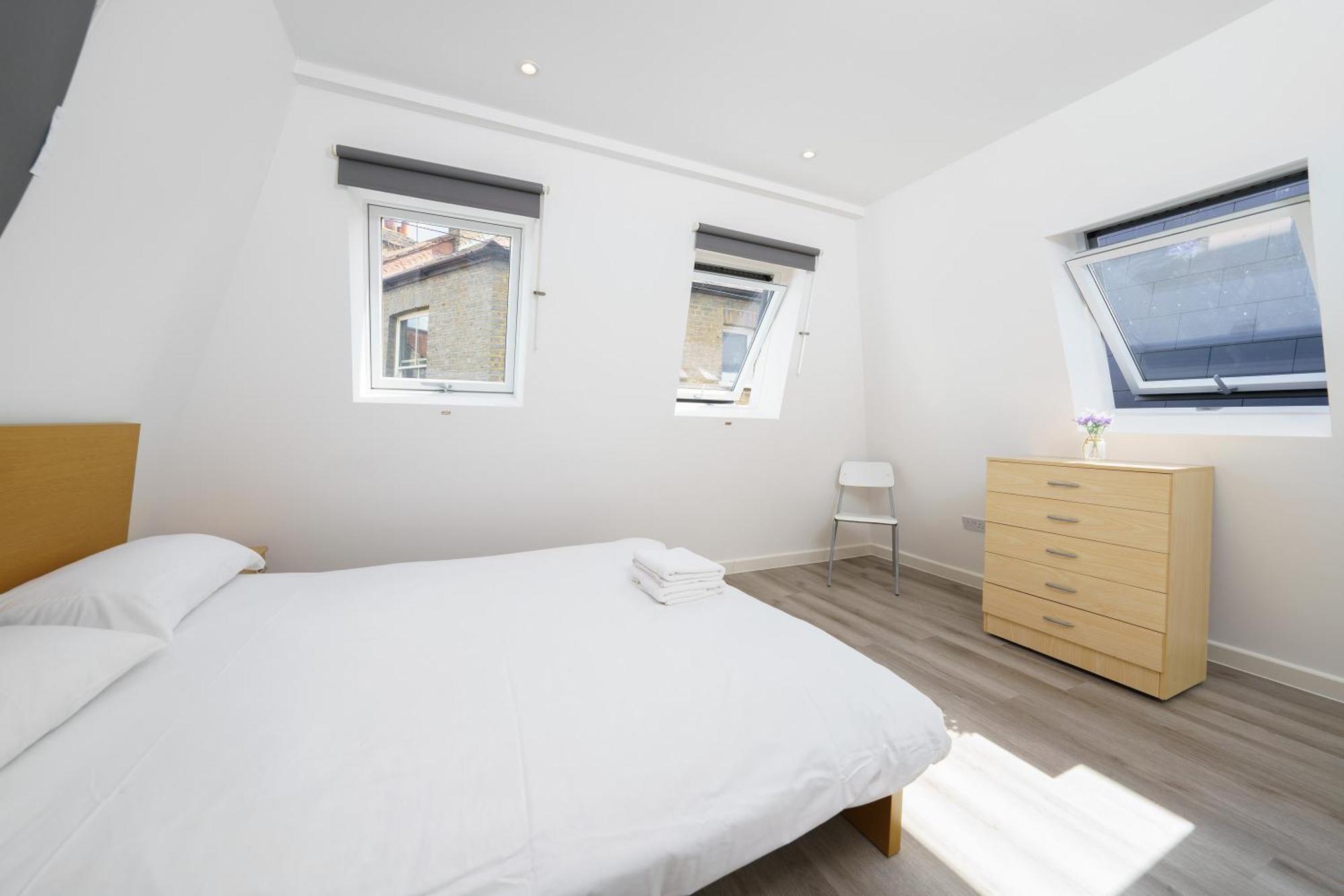 Apartment Modern In South West *