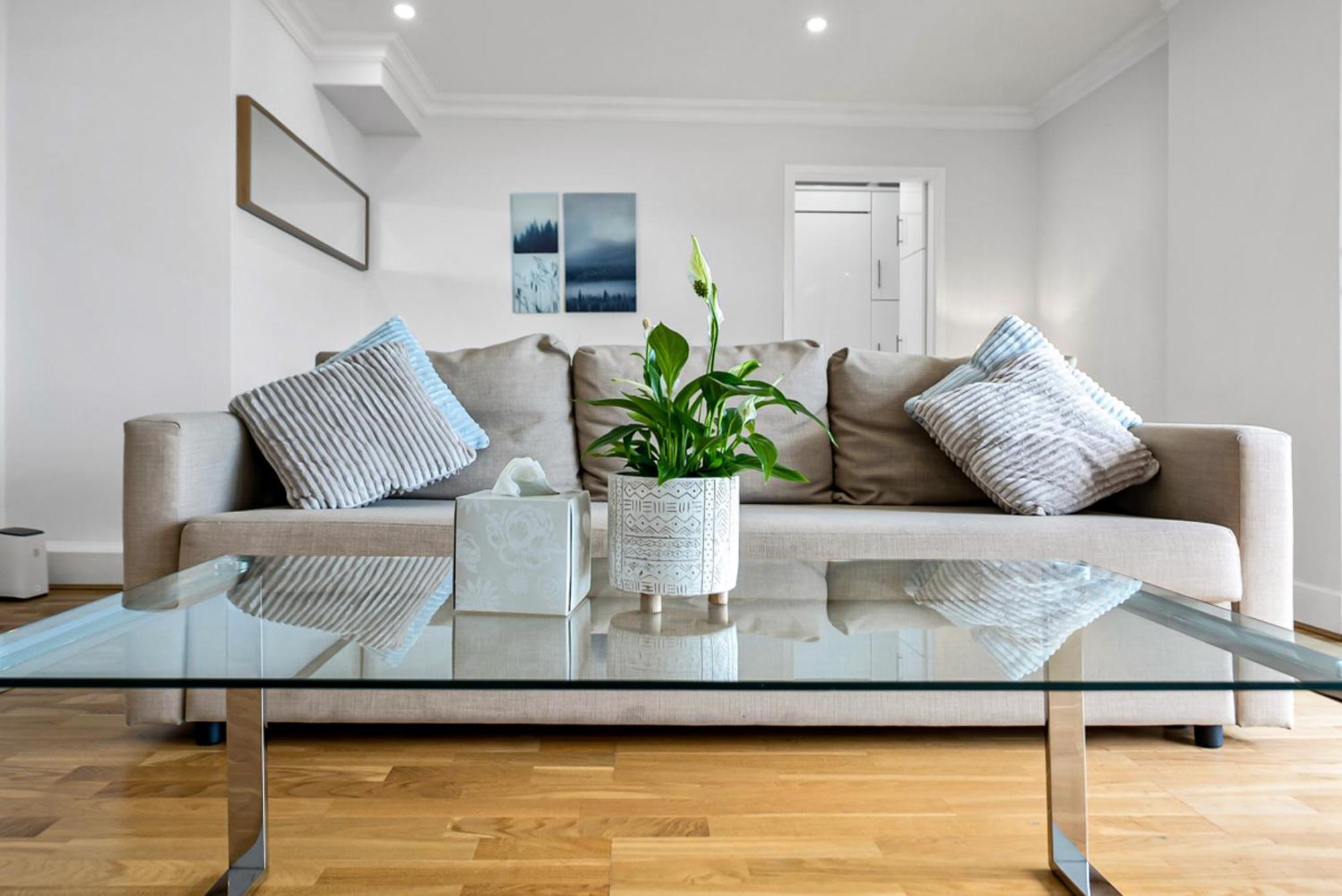 Stunning Flat On King's Road, Chelsea With Balcony * Londres