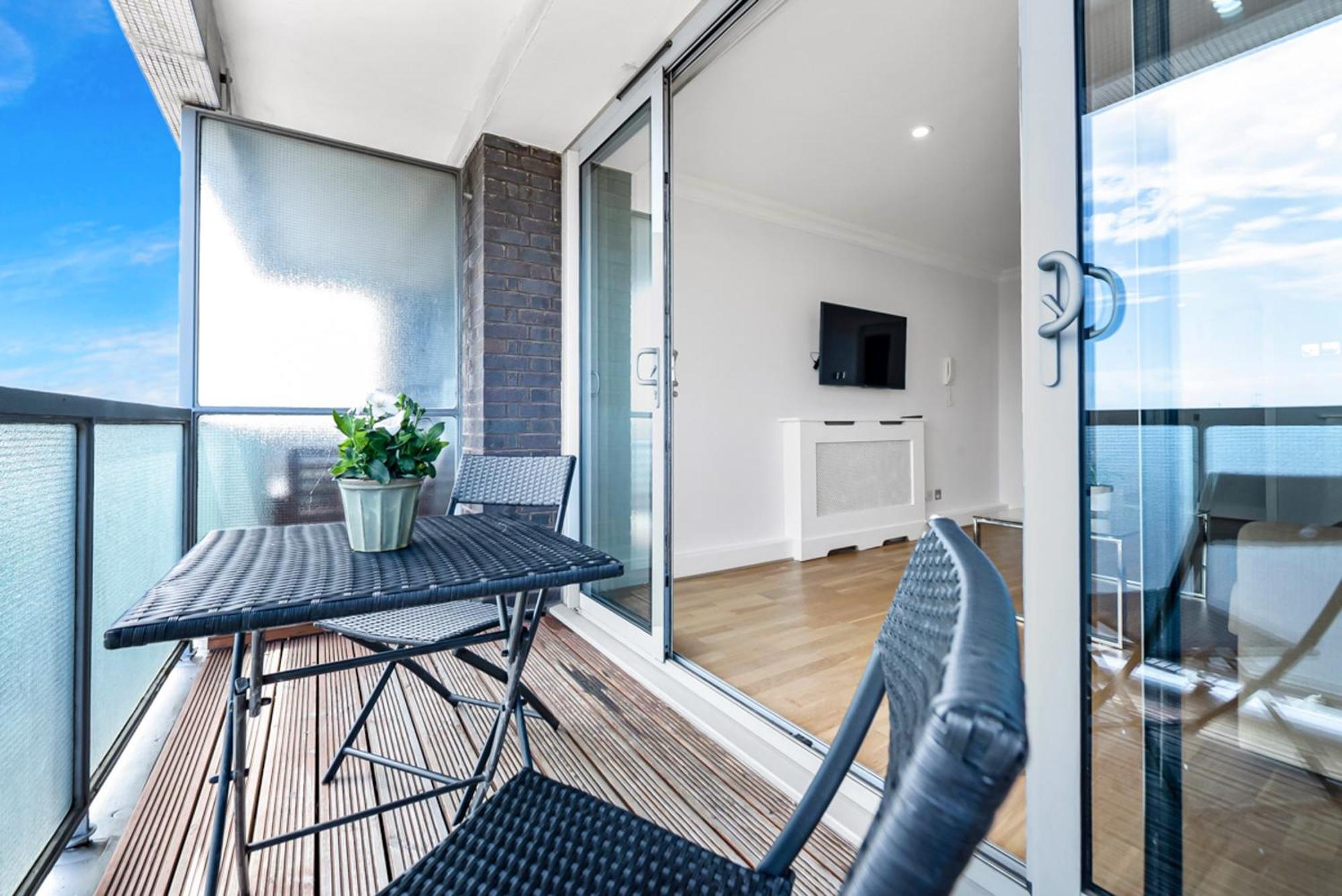 Apartamento Stunning Flat On King's Road, Chelsea With Balcony Londres