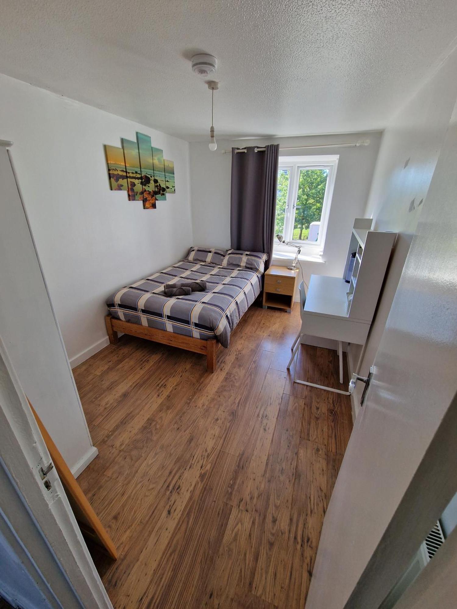 Cozy Double Bedroom In Zone 1-2 London