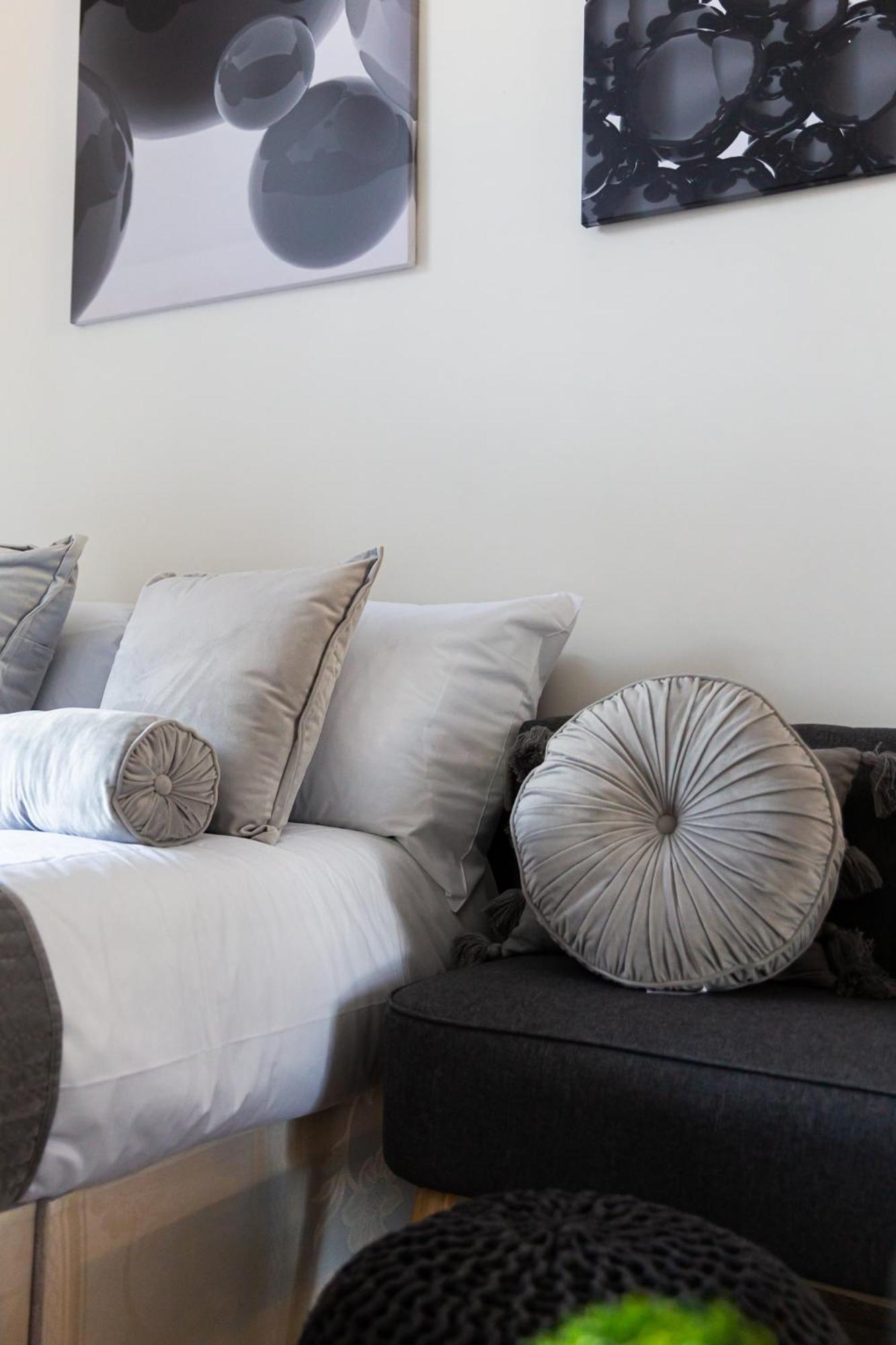 Modern & Cozy Studio, 15mins Walk To Notting Hill! 2 Londen