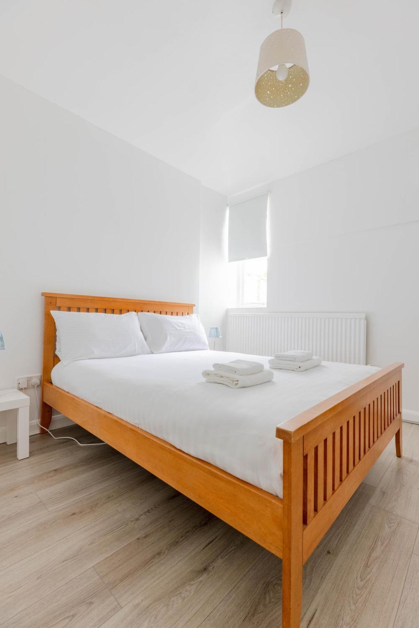Apartment Cosy 2 Bedroom Near Wembley, Garden, Late Check In *