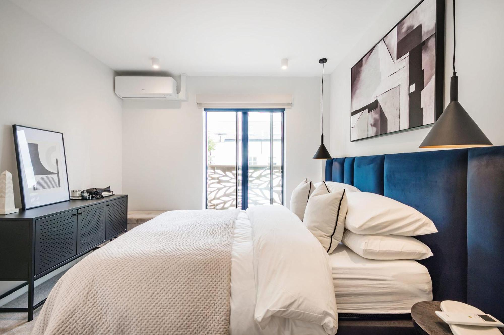 The Modern Glasshouse Apartment London
