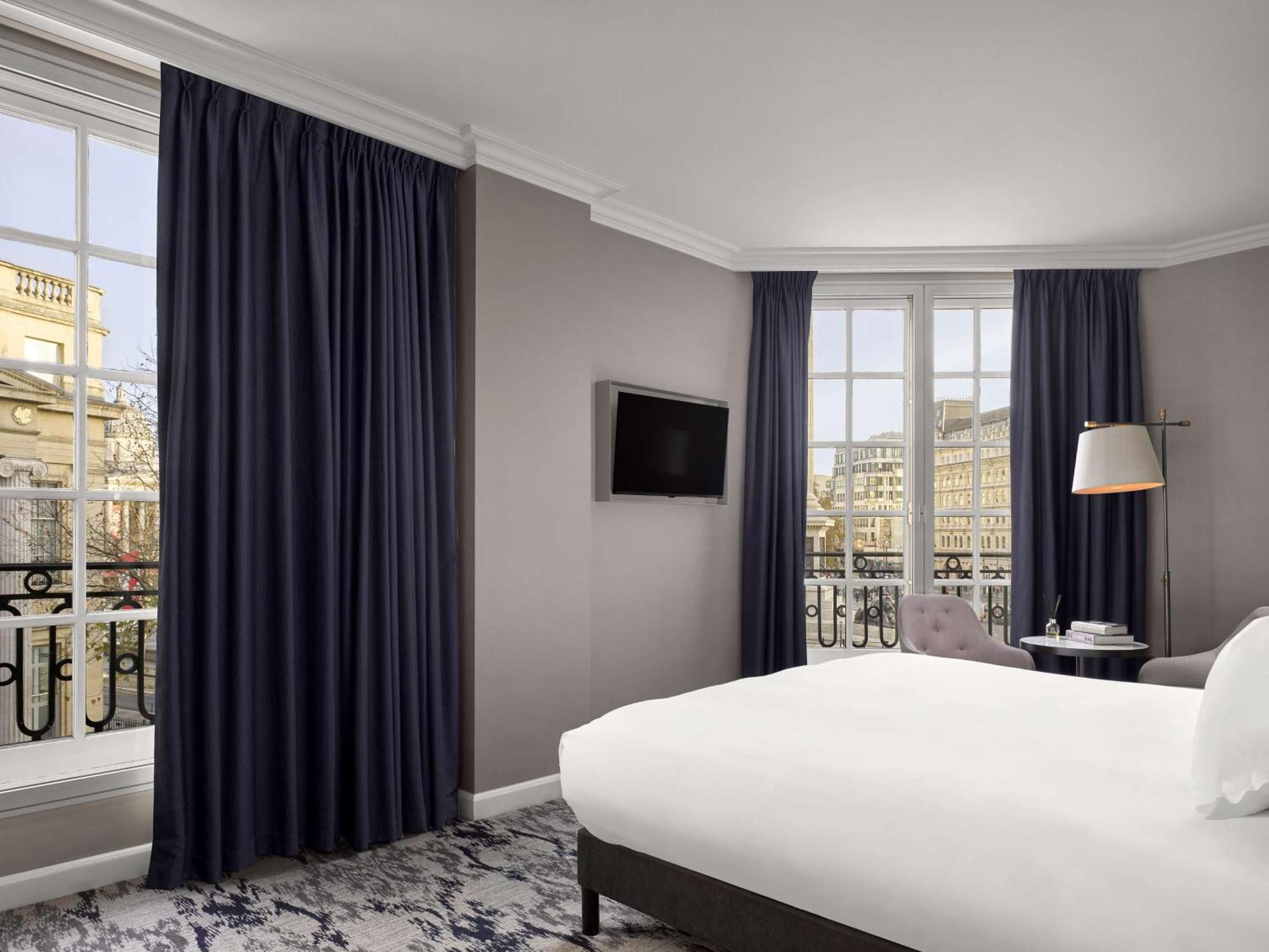 Hotel The Trafalgar St. James, Curio Collection By Hilton 5*