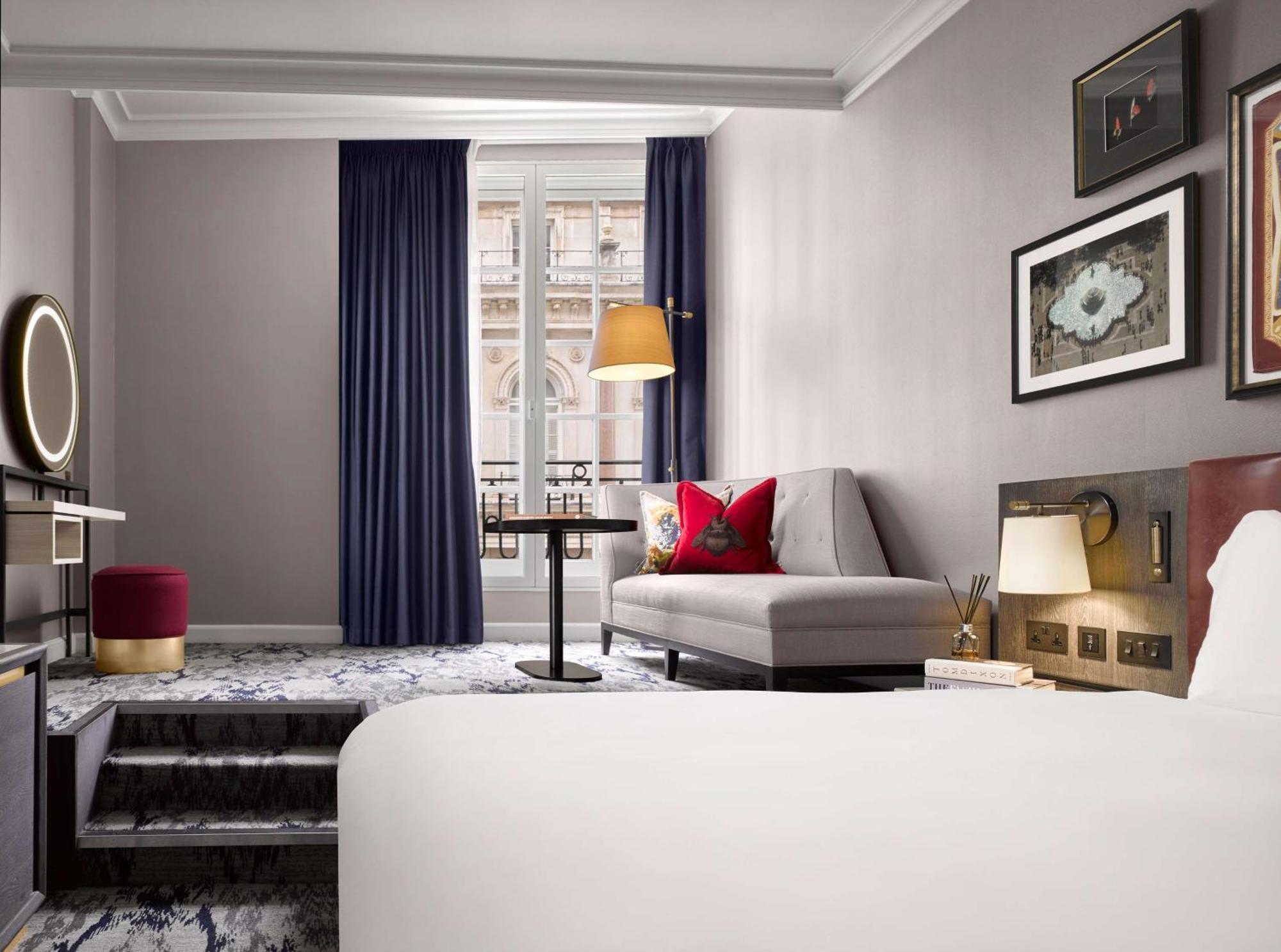 The Trafalgar St. James, Curio Collection By Hilton