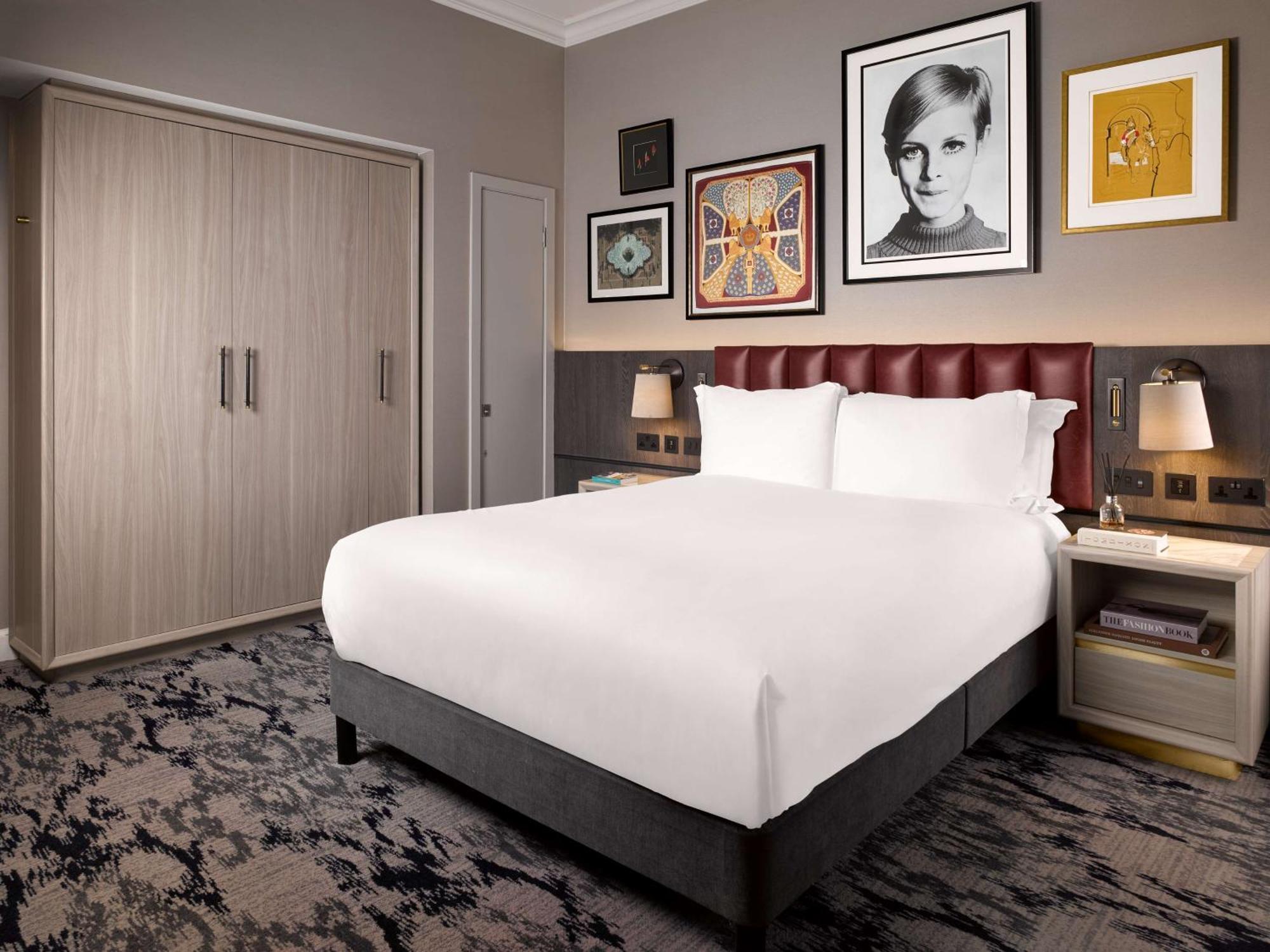 The Trafalgar St. James, Curio Collection By Hilton 5*