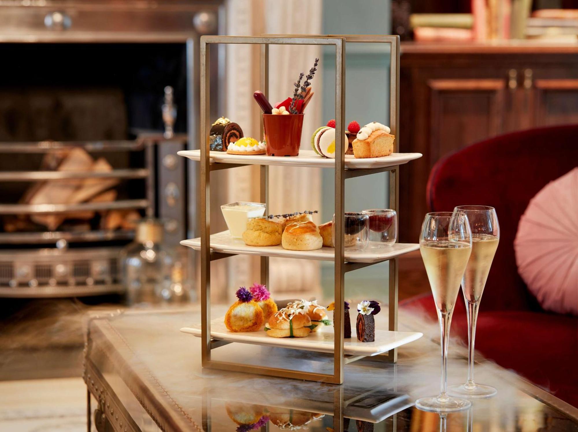 Hotel 100 Queen's Gate London, Curio Collection By Hilton Londres