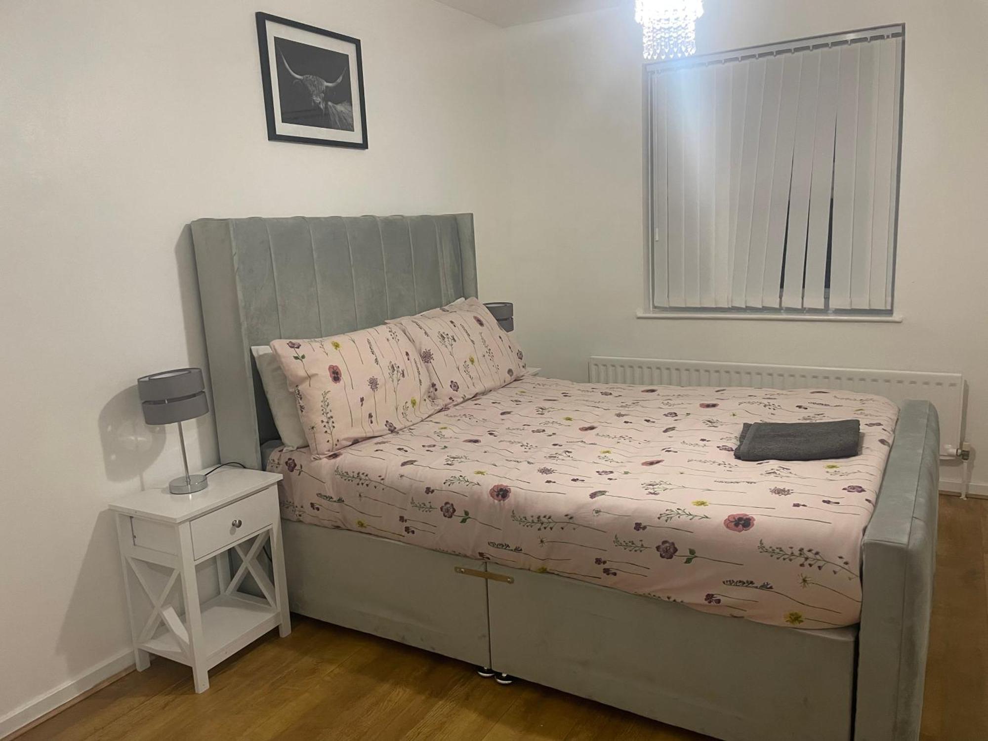 New! 4 Bedroom House With Garden And Lawn * Londen