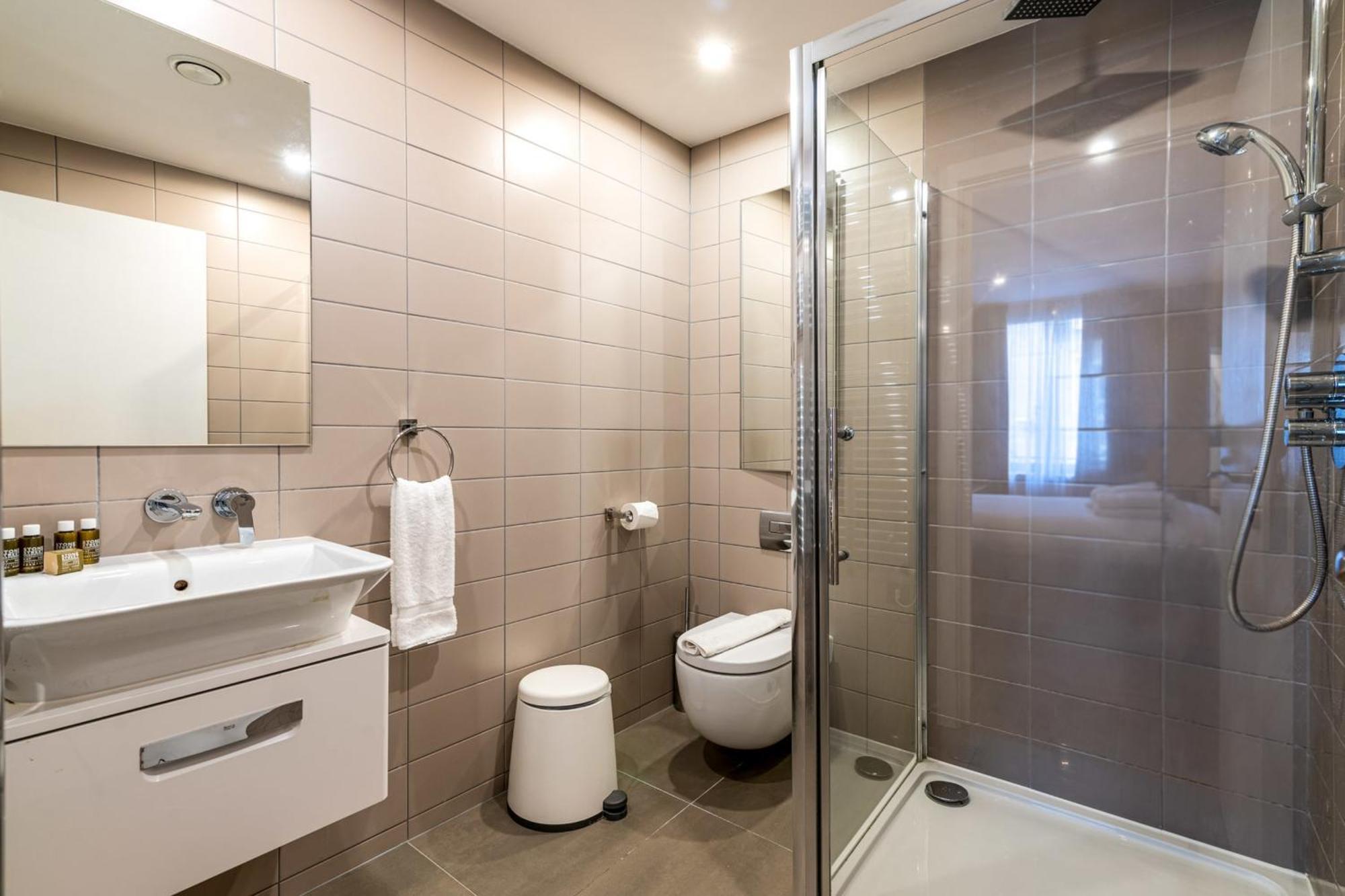 Trendy Kings Cross Flat Apartment London