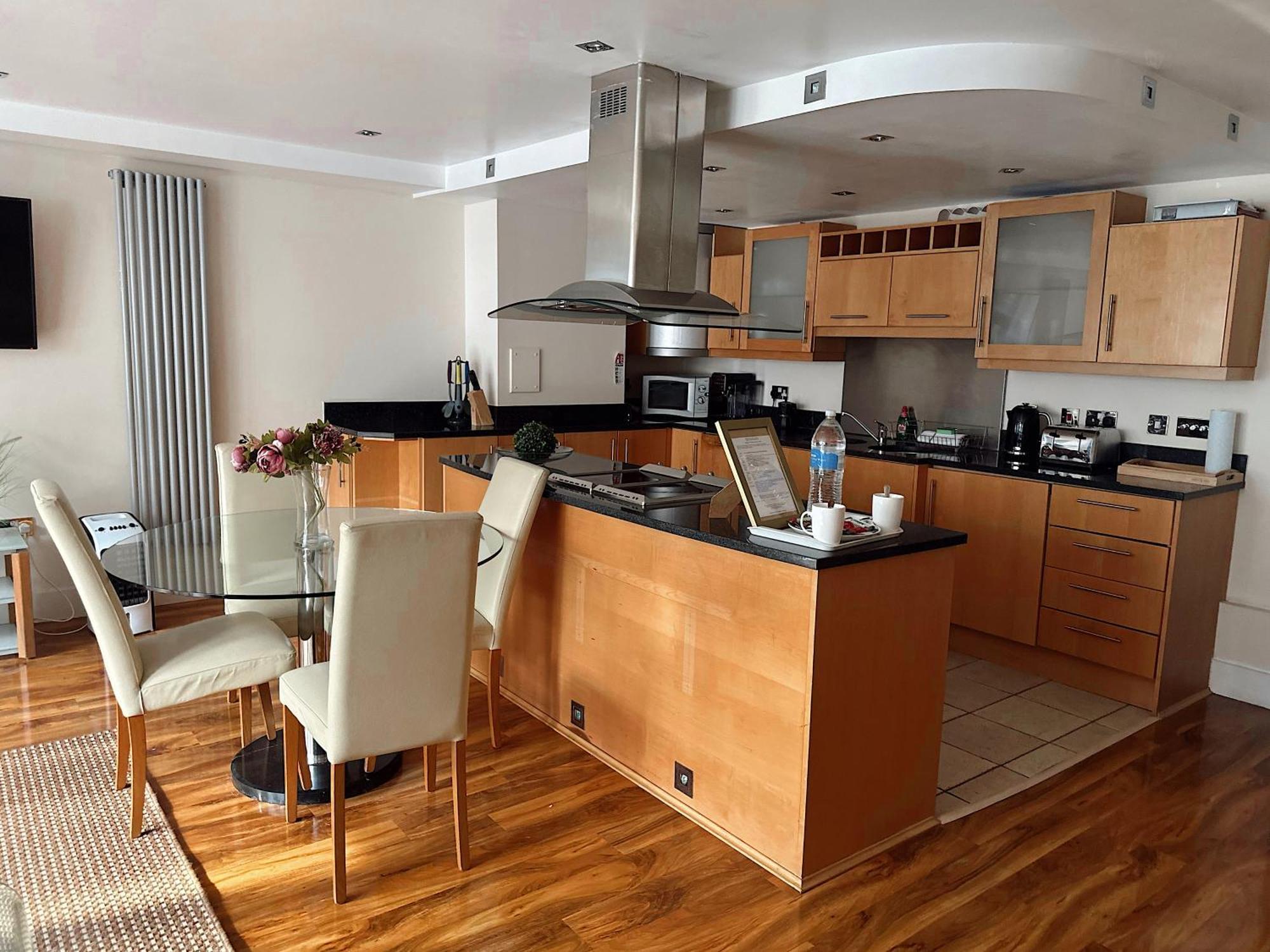 Canary Wharf - Luxury *