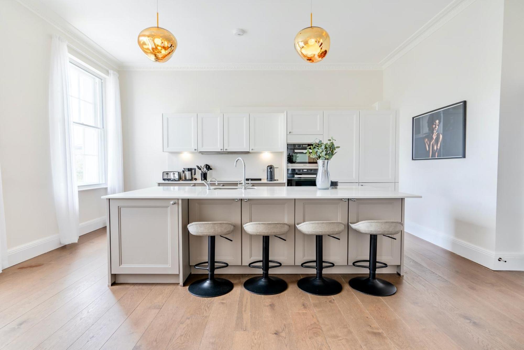 Be - The Lincoln's Residences Apartment London