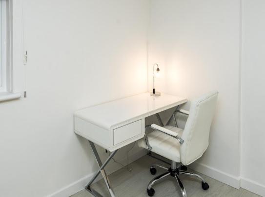 Apartamento New Modern Hybrid 4 Bedroom 7 Bed 9 Guest Capacity