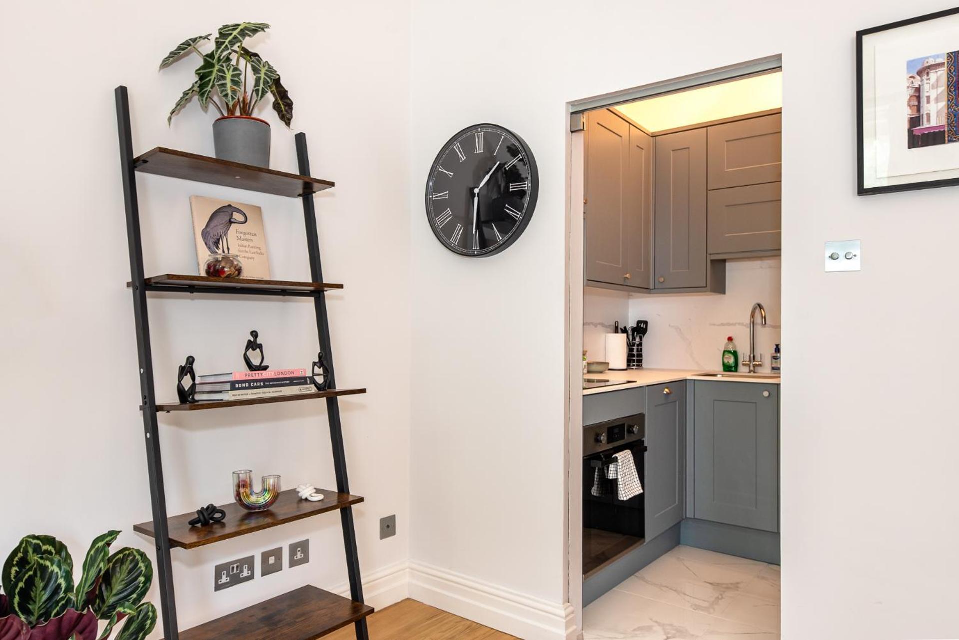 2-bedroom Victorian In Kensington * London