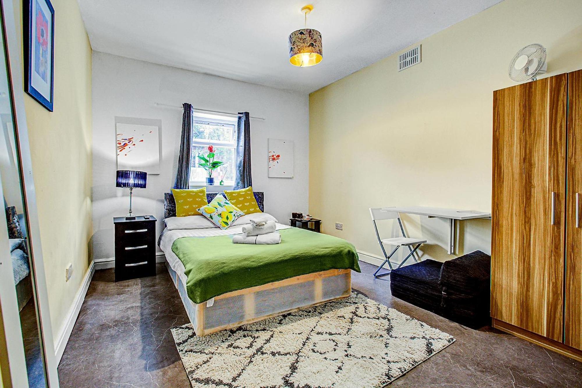 Love hotel Oat Homes *