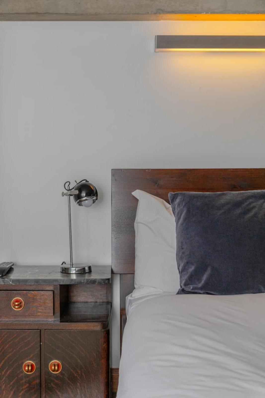 Incredible 2bd Loft By Regents Canal - Haggerston Apartment *