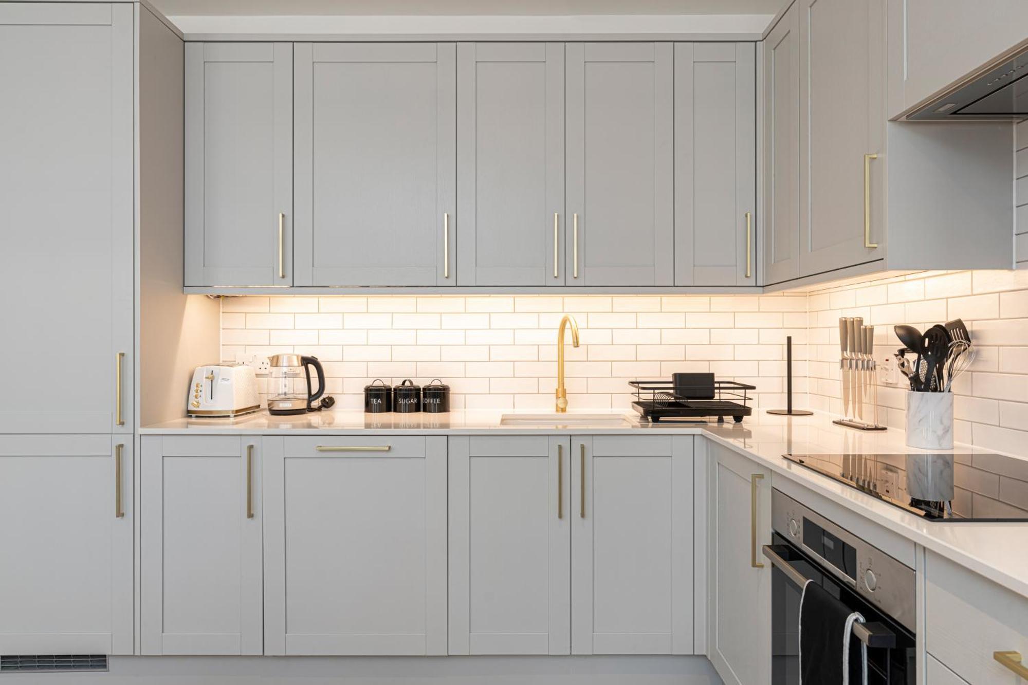 Stylish 1 Bed Flats In Soho, Next To Piccadilly Circus And Trafalgar Square