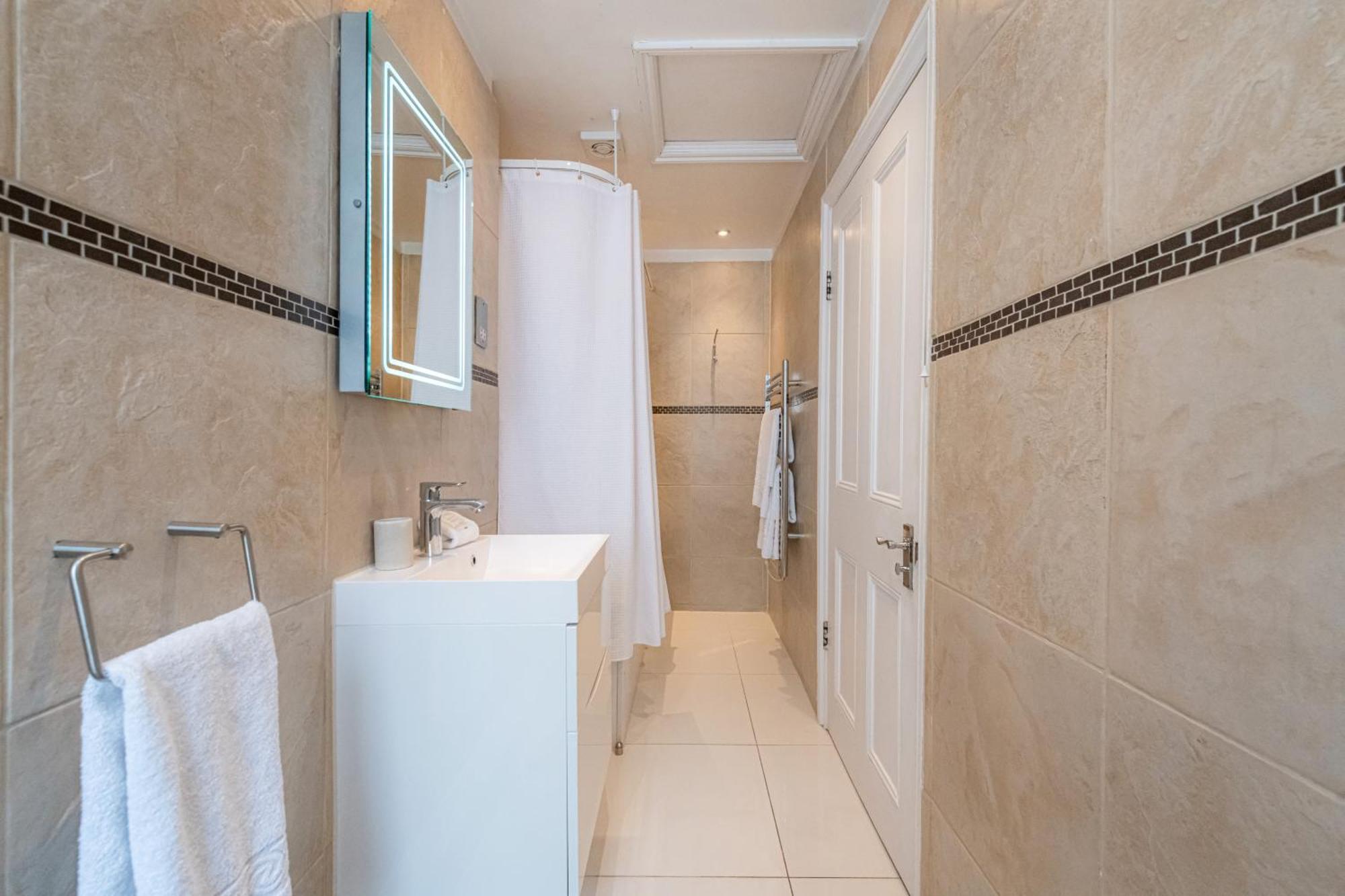 Aparthotel 17 Hertford Street 3*