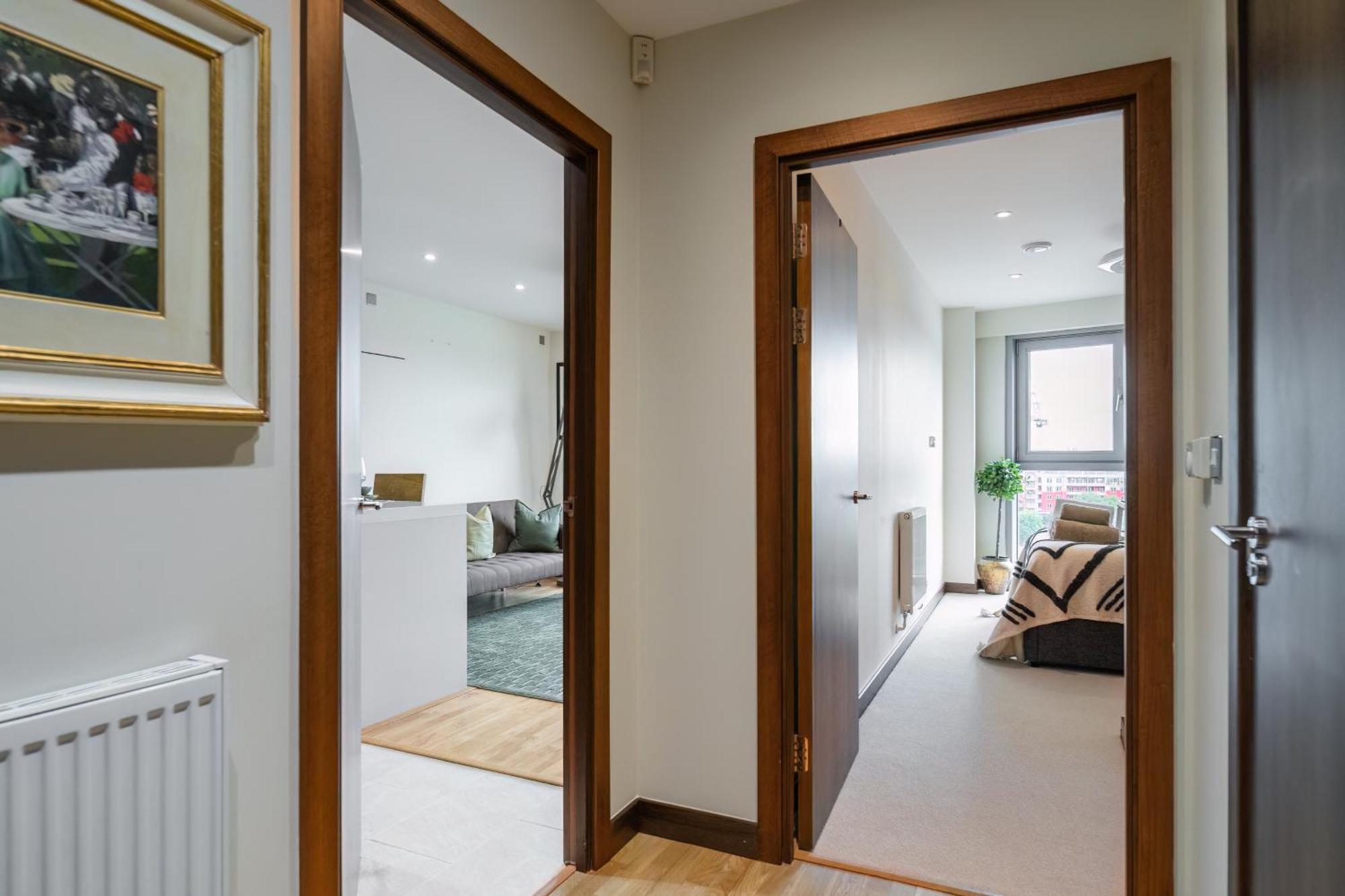 Livestay-stunning With Private Balcony & River Views Leilighet *