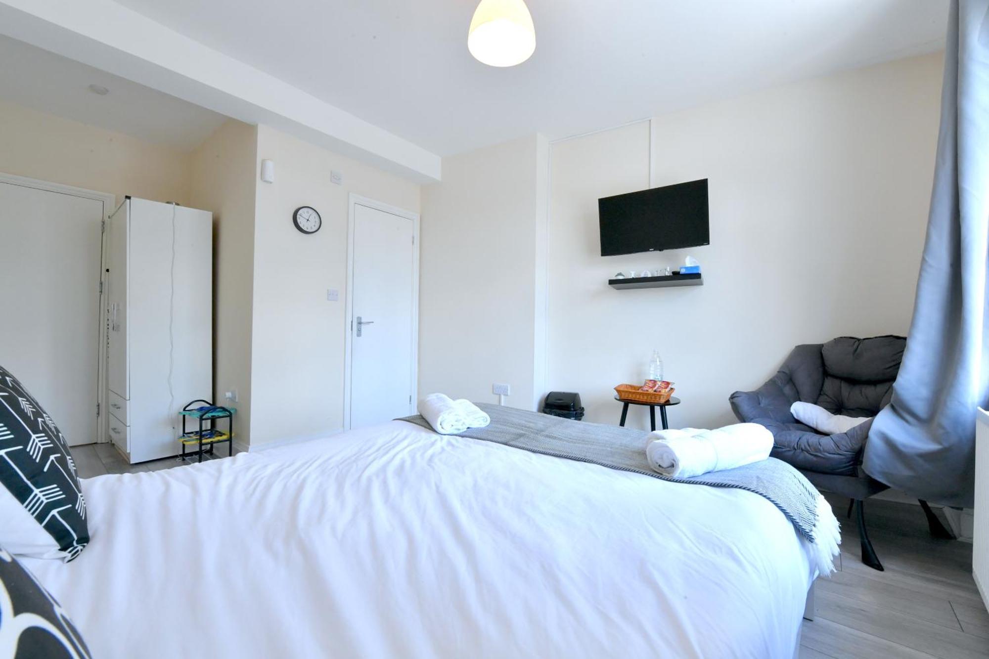 Leilighet Near Seven Sisters London