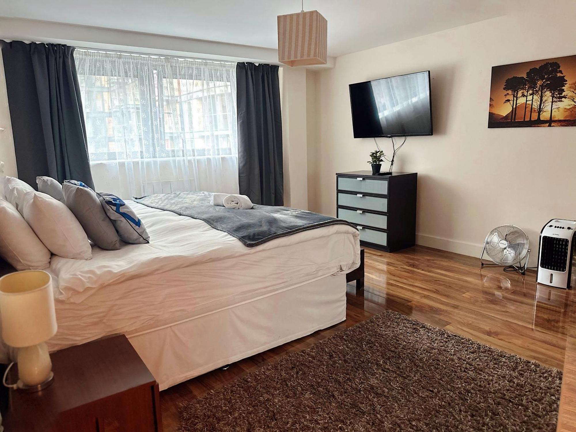 Canary Wharf - Luxury
