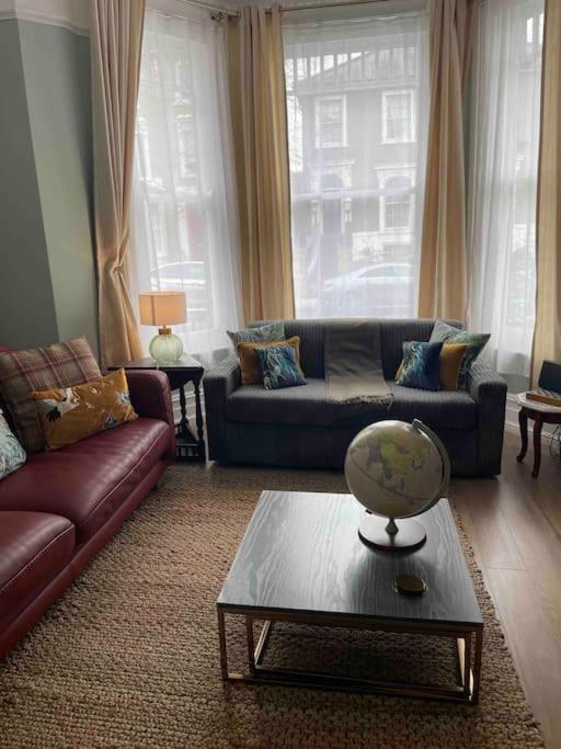 West Stunning Garden Flat - Period Features Leilighet