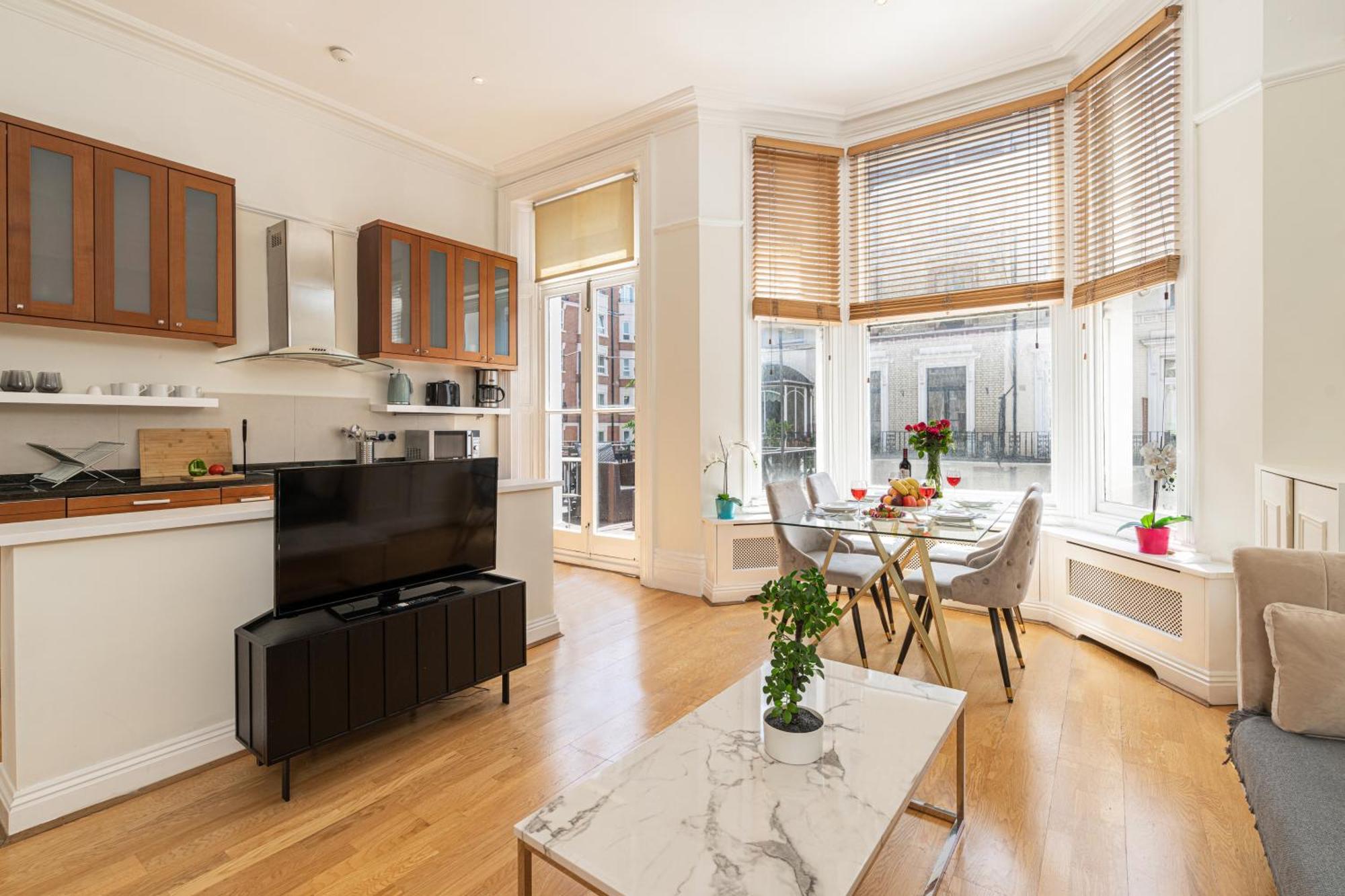At Kensington And Knightsbridge Appartement