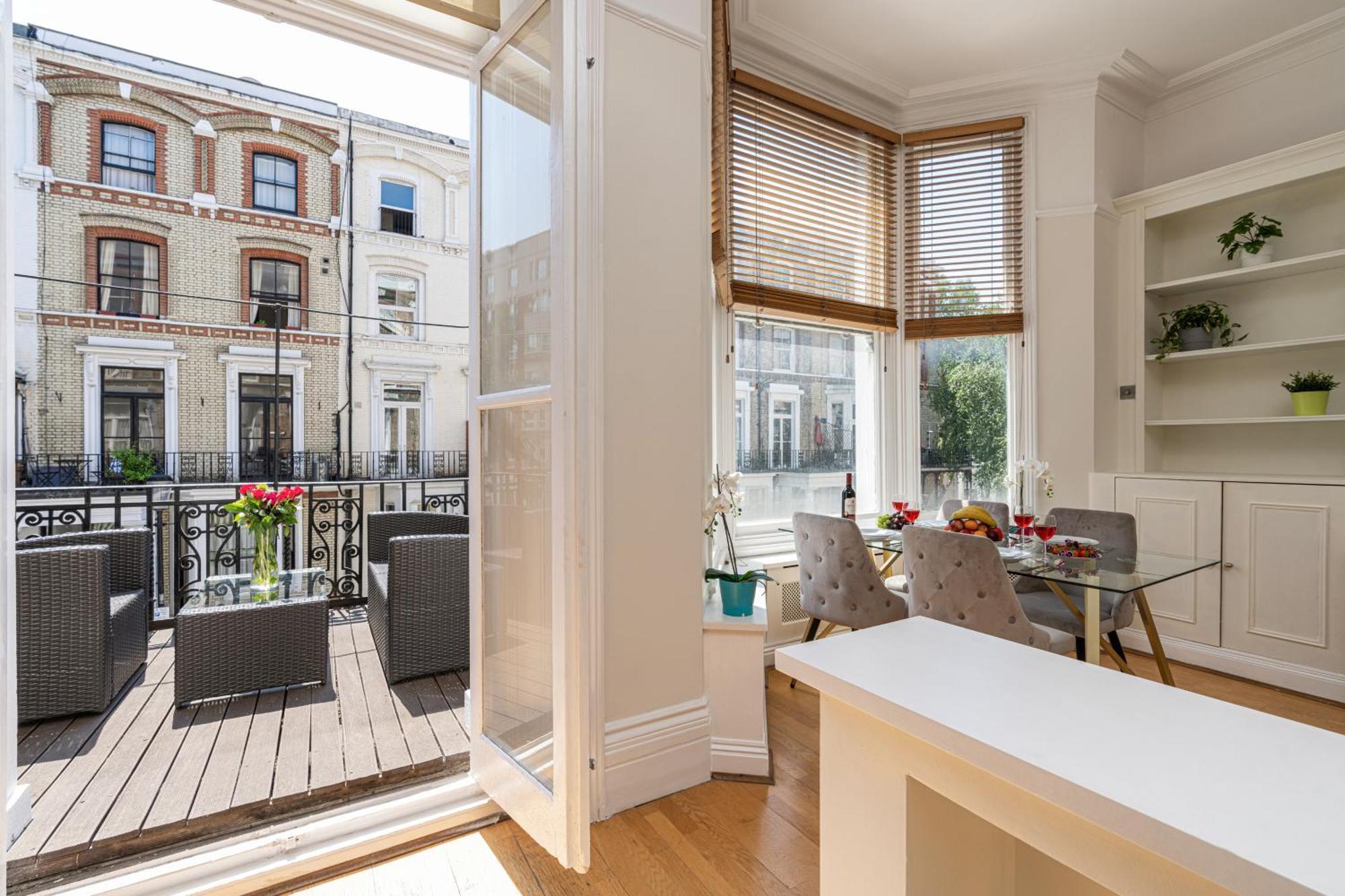 At Kensington And Knightsbridge Appartement Londen