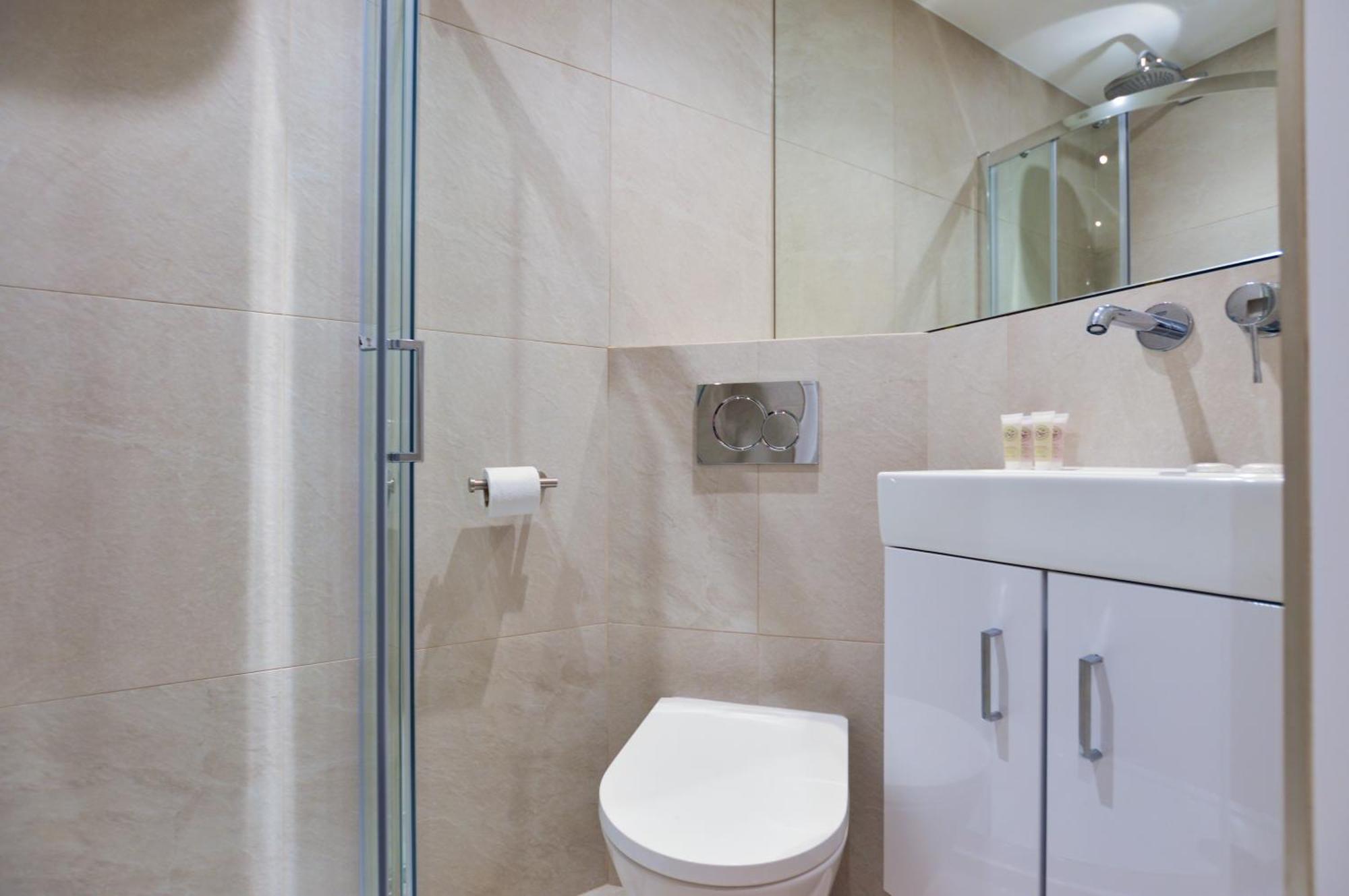 Queensborough Terrace Serviced By Concept Apartment London