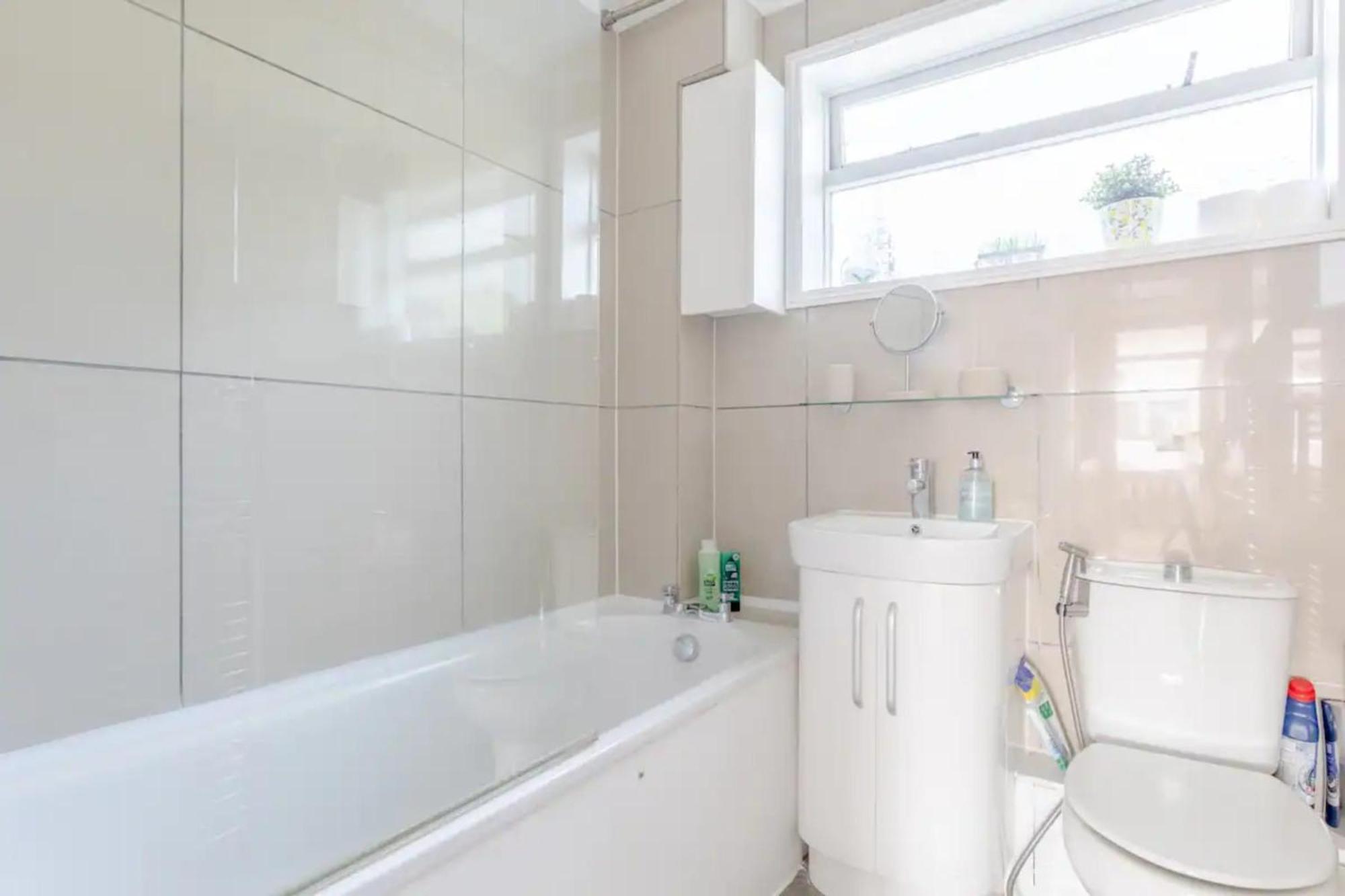 Lovely 3bd Family With Garden - Richmond! Apartment *