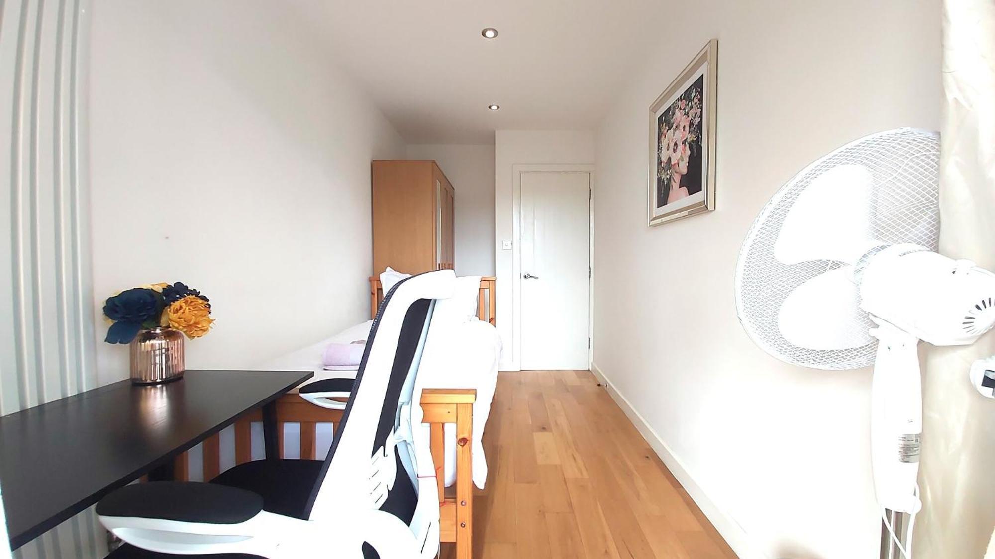 Apartment Anayah London