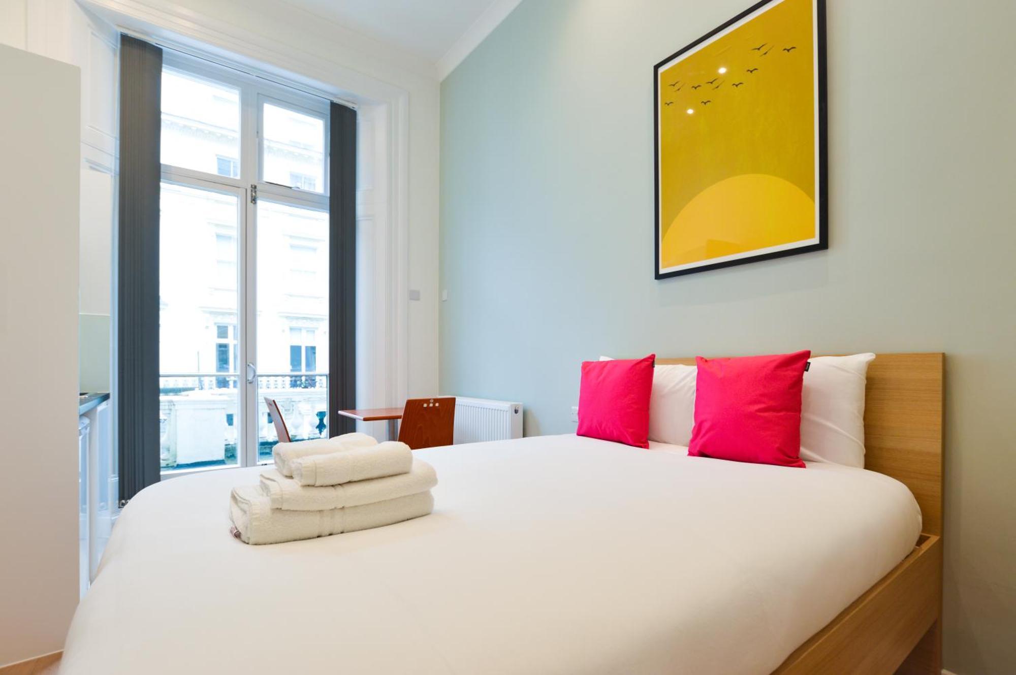 Queensborough Terrace Serviced By Concept Apartment