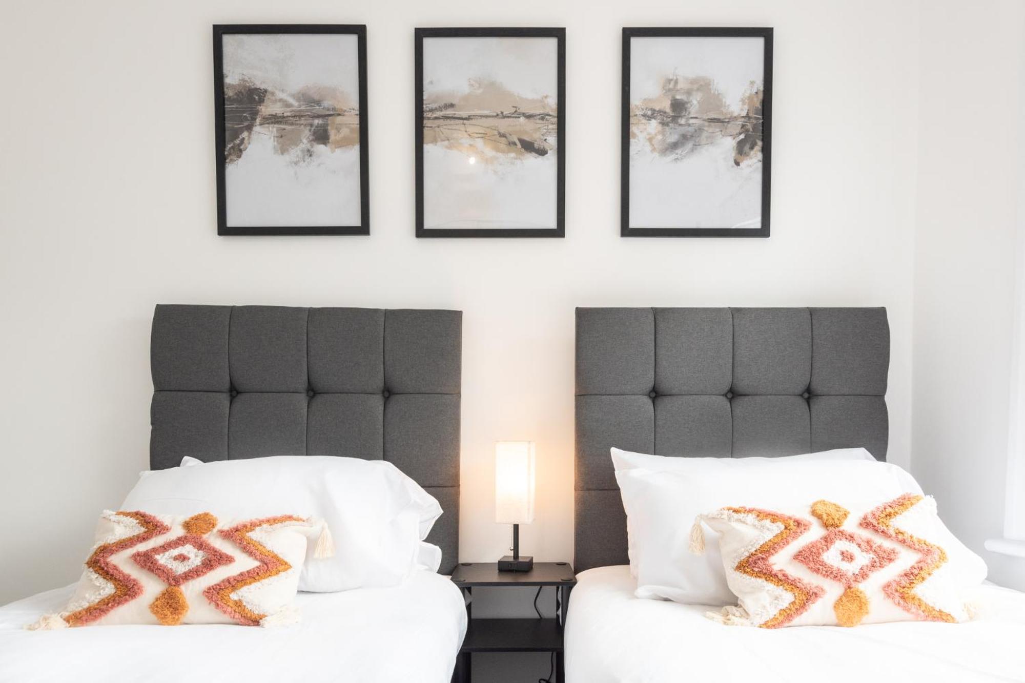 Hammersmith - 2 Bedroom Flat Apartment *