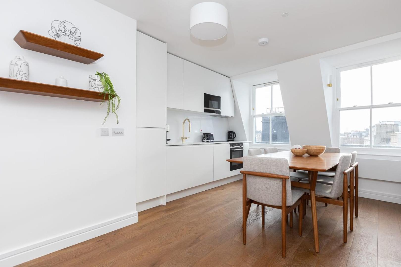 Stunning 2 Bedroom Duplex In Holborn * Londres