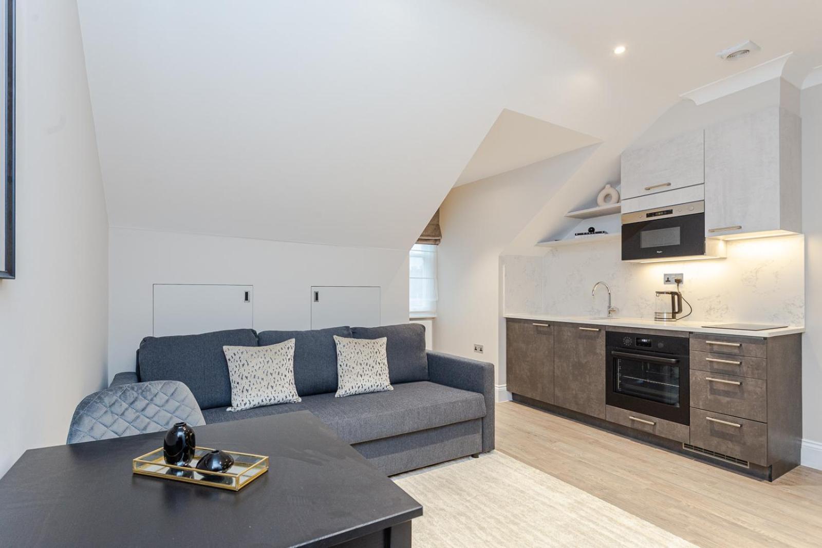 Apartment Redcliffe Gardens *