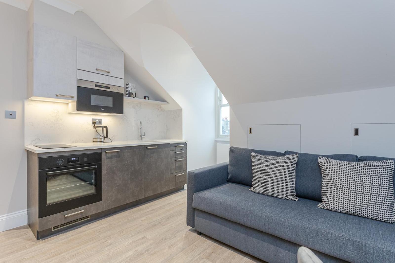 Redcliffe Gardens Apartment London