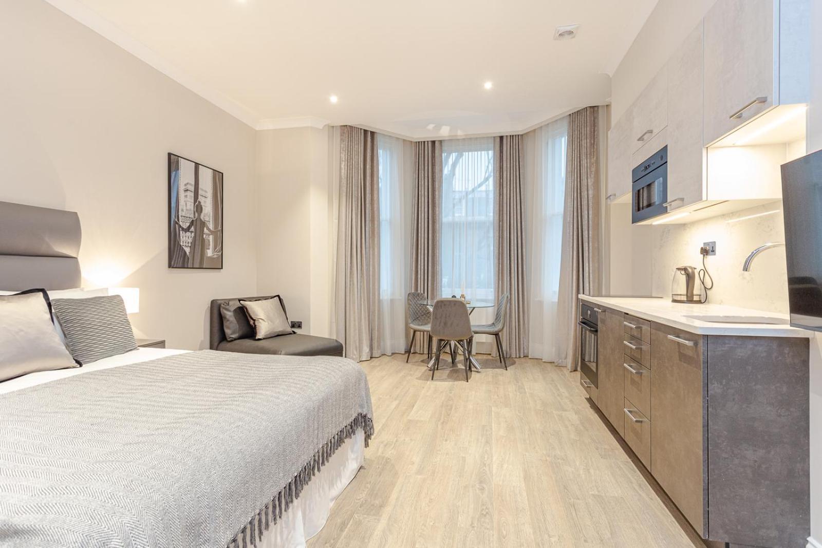 Redcliffe Gardens Apartment