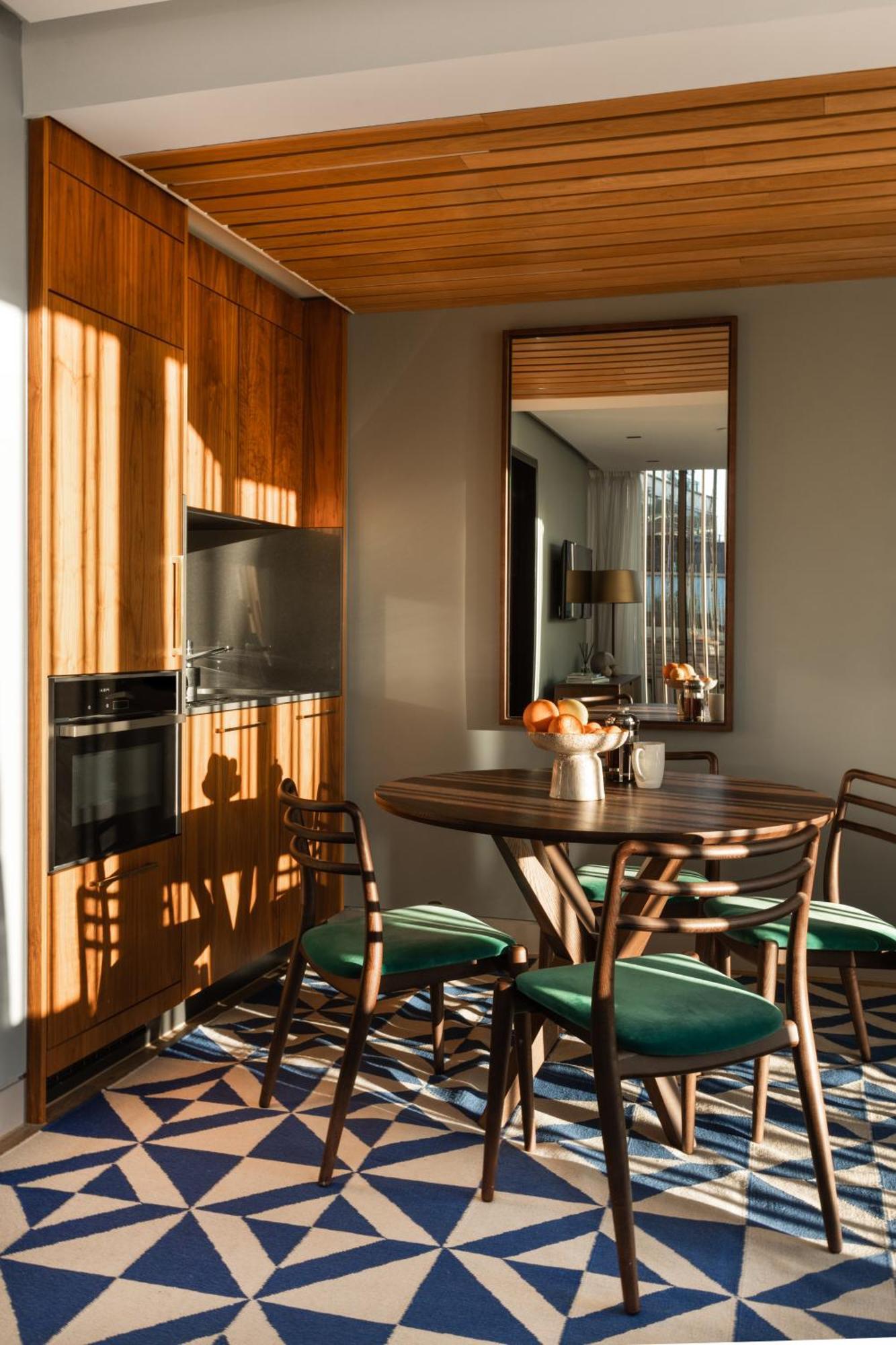 Apartahotel Native Bankside 4*