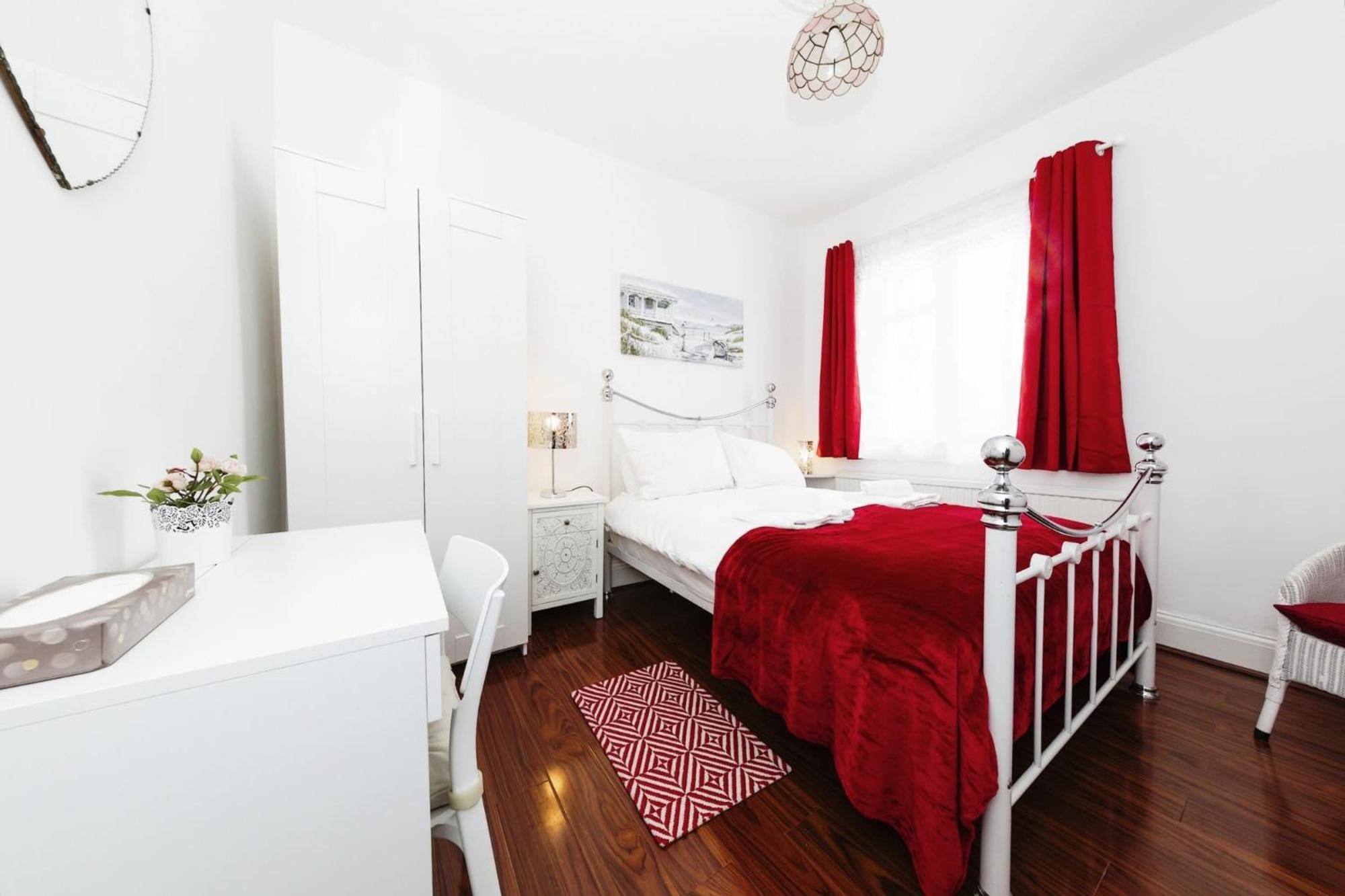 Vakantiehuis Your Chic 3br Comfort And Style In