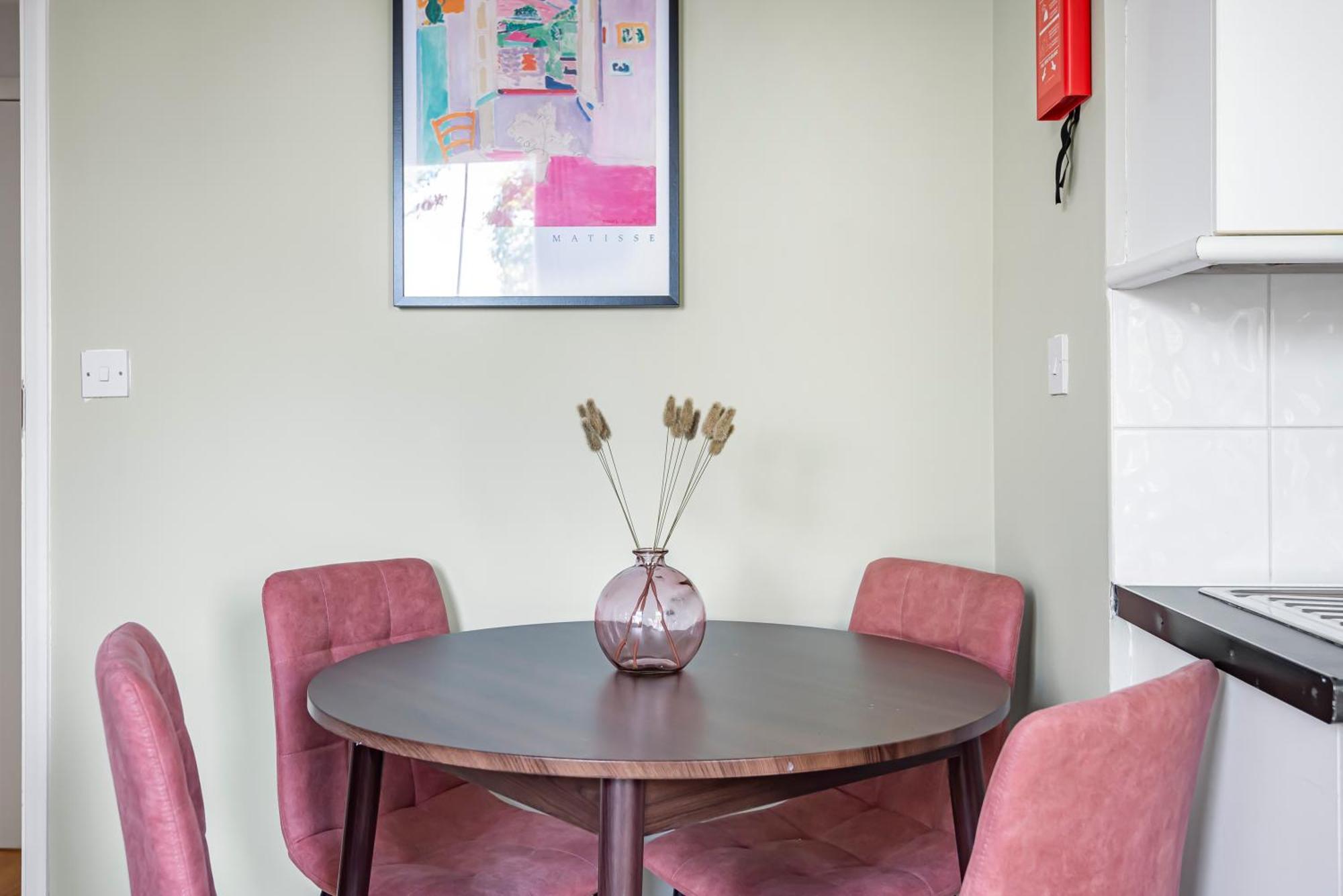 Beautiful Euston Apartment London