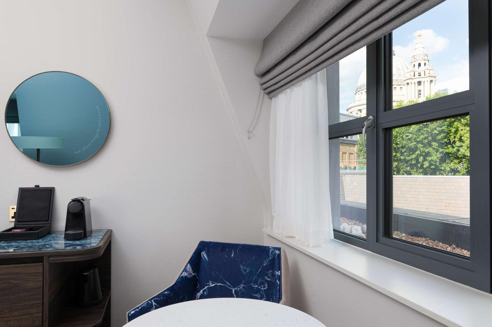 Lost St Pauls London, Curio Collection By Hilton Hotell London