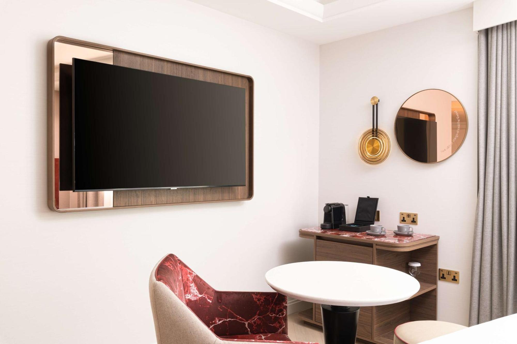 Lost St Pauls London, Curio Collection By Hilton Hotell 4*